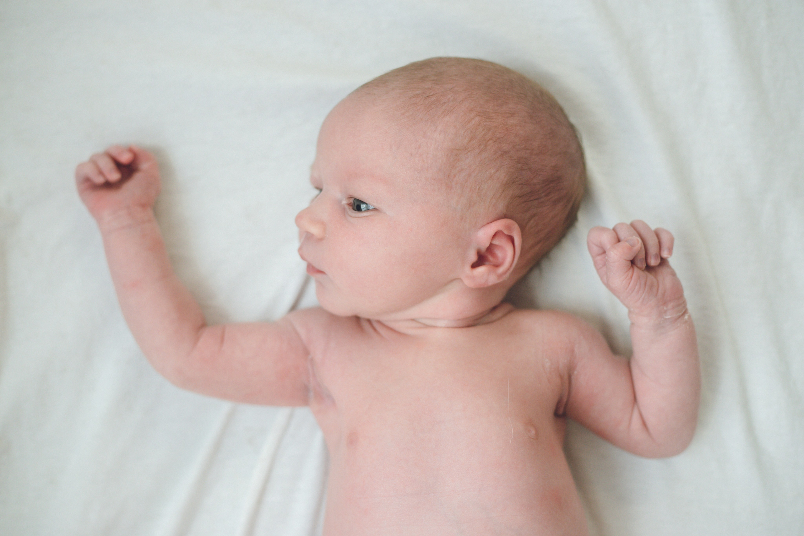 Ксения 6 дней. Семейный фотограф г. Димировград Андросова Екатерина