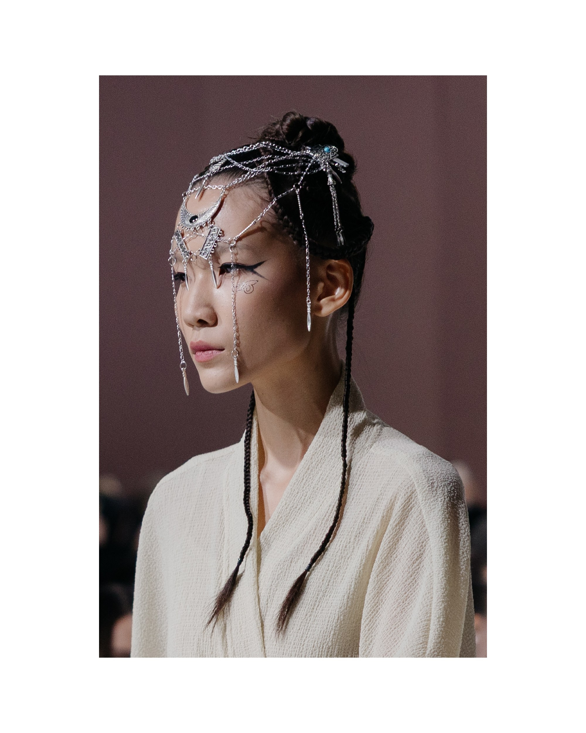 VISA Fashion Week Almaty 2025. Портретный и репортажный фотограф Артём Бояров