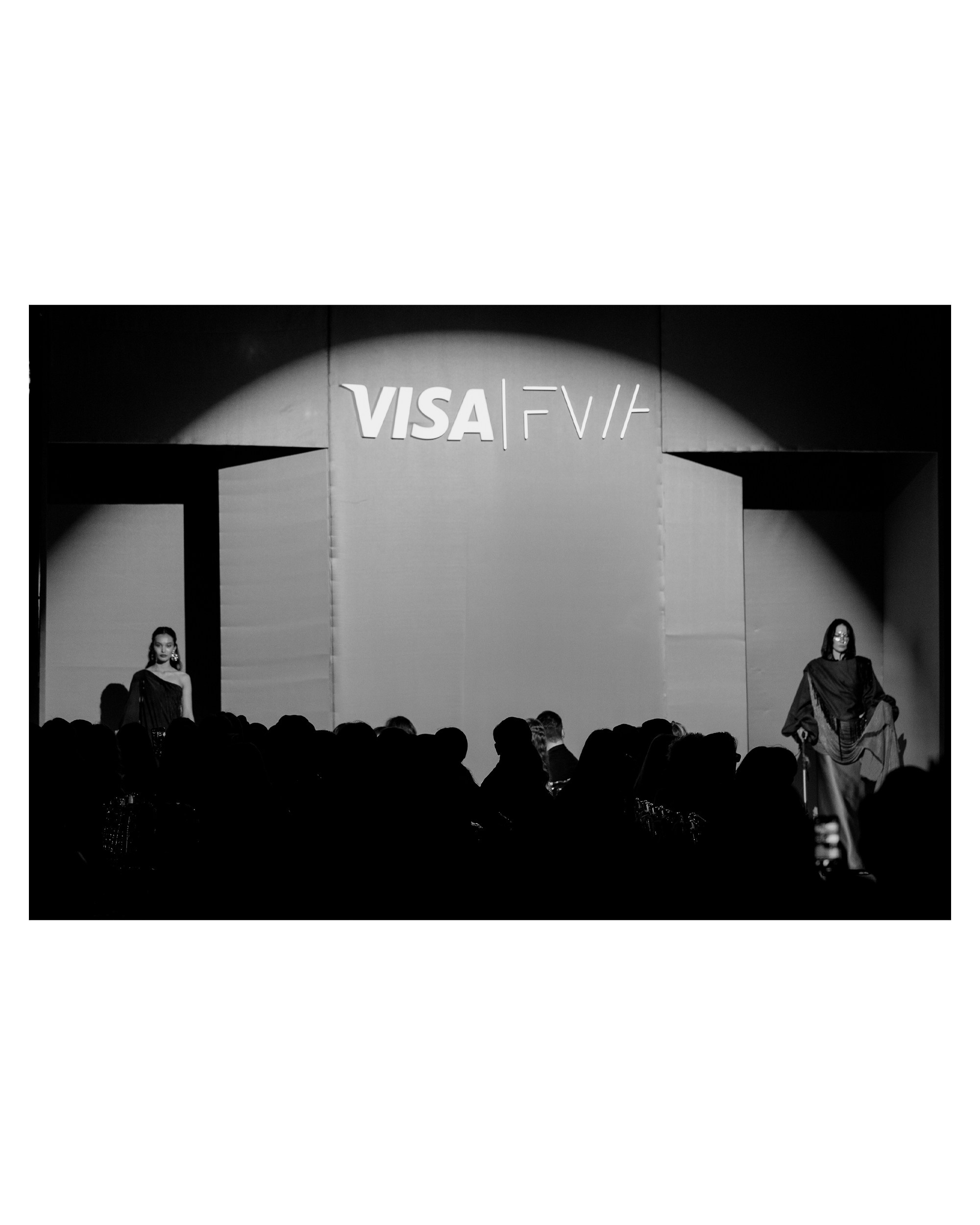 VISA Fashion Week Almaty 2025. Портретный и репортажный фотограф Артём Бояров