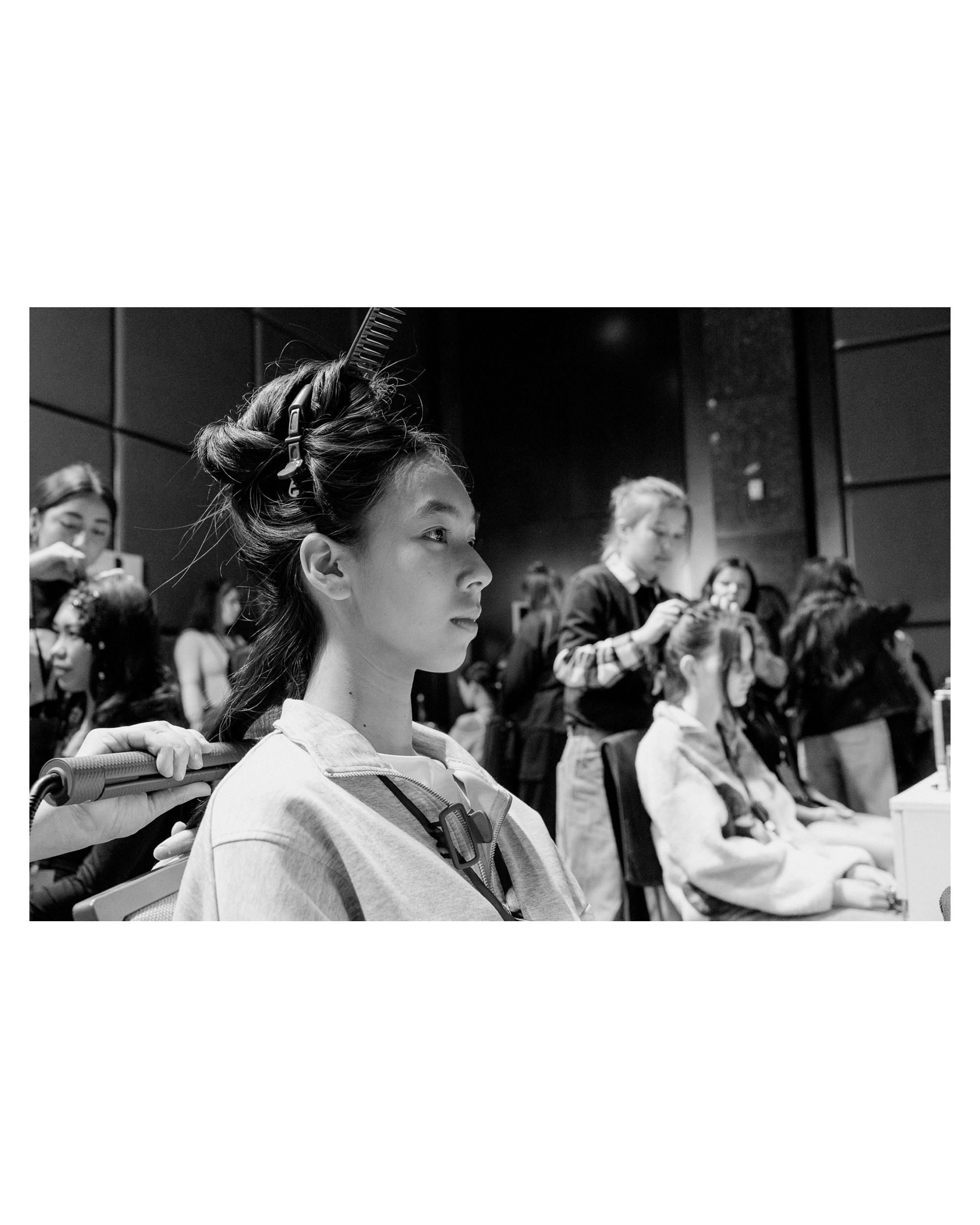VISA Fashion Week Almaty 2025. Портретный и репортажный фотограф Артём Бояров