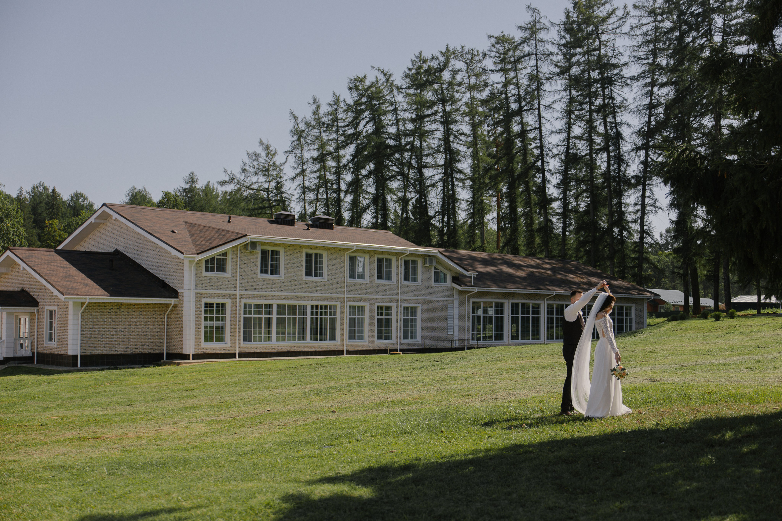 Свадьба в Дугино. Олег и Алена. Свадебный фотограф в Москве и Смоленской области Анна Мазурова