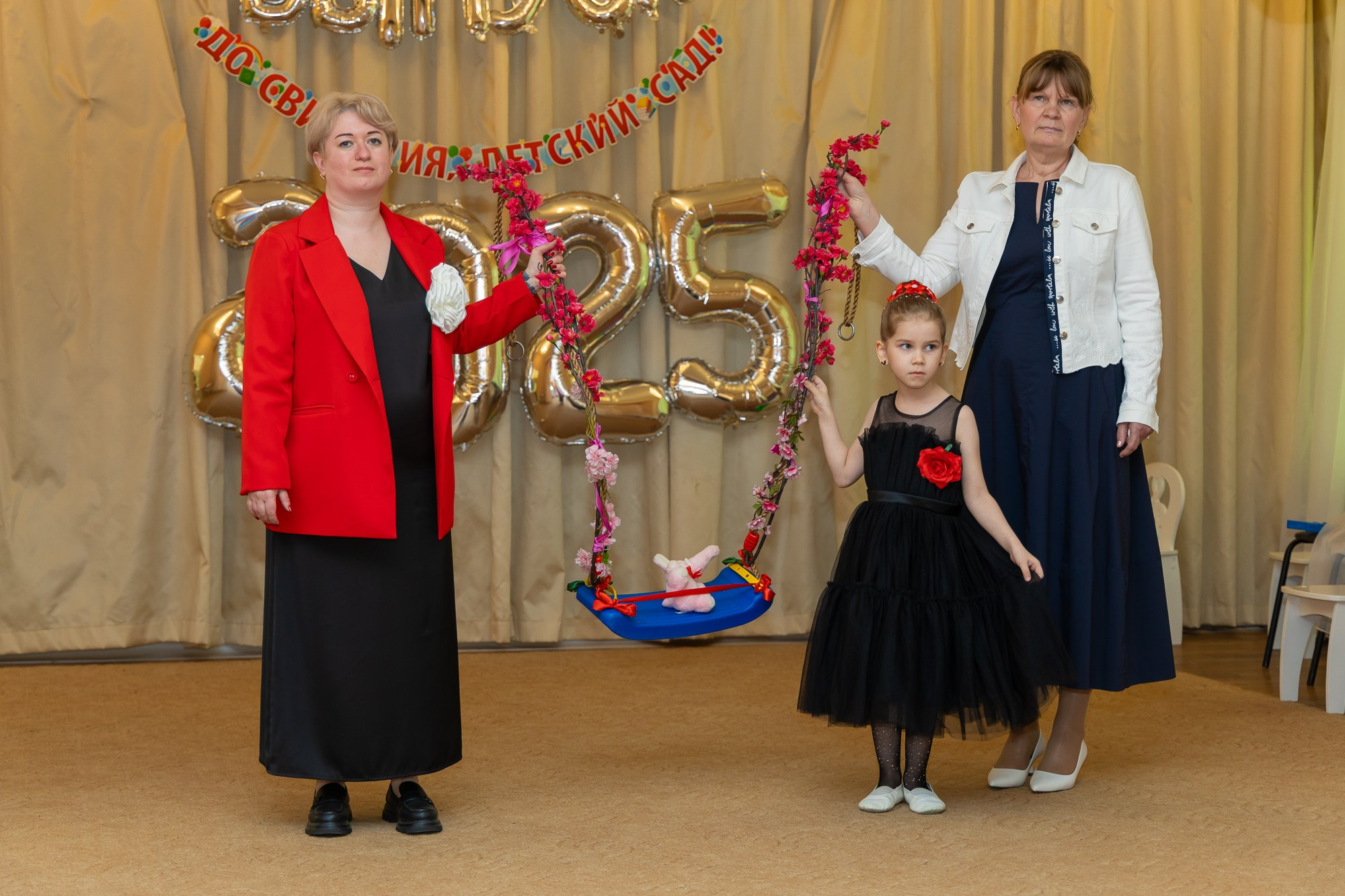 Выпускной в садике. Photomantis