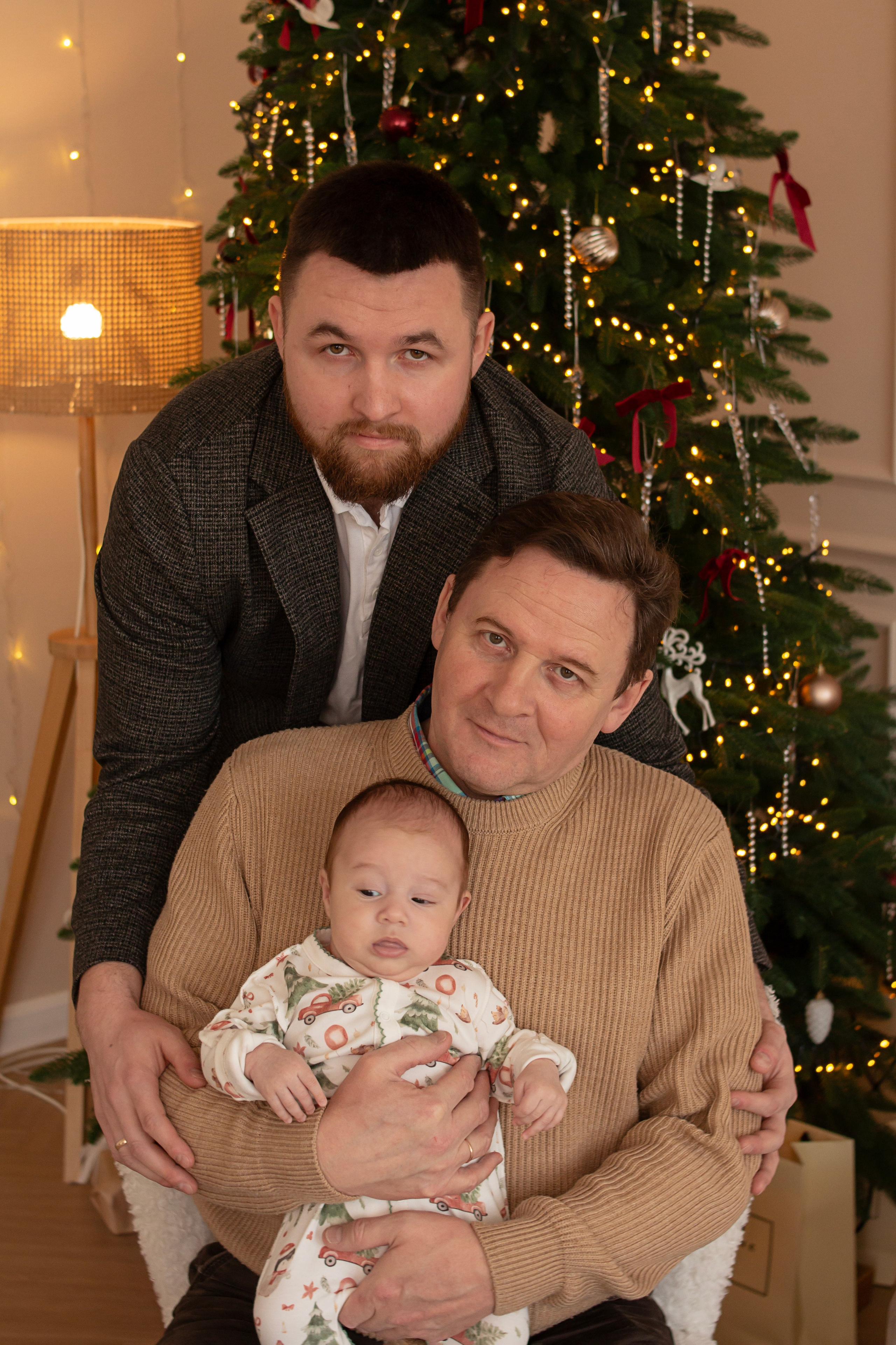 Юлия и ее большая семья. Тютина Оля фотограф-ретушер Екатеринбург