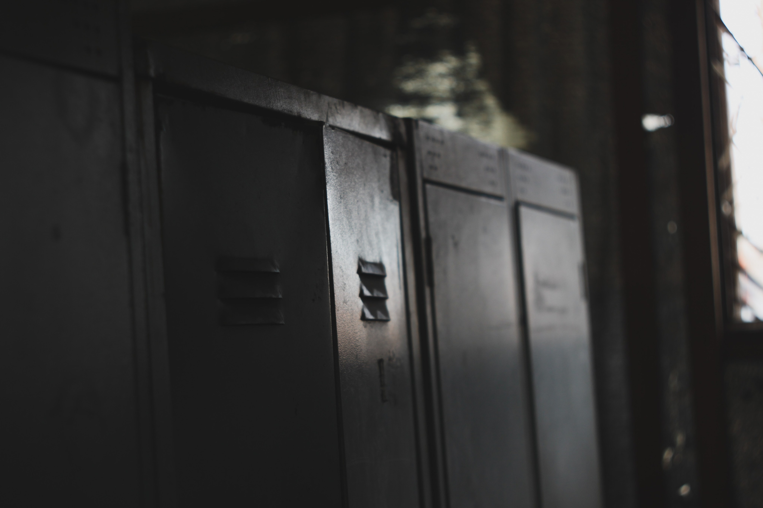 База. Den Mirov — Фотограф, Музыкант