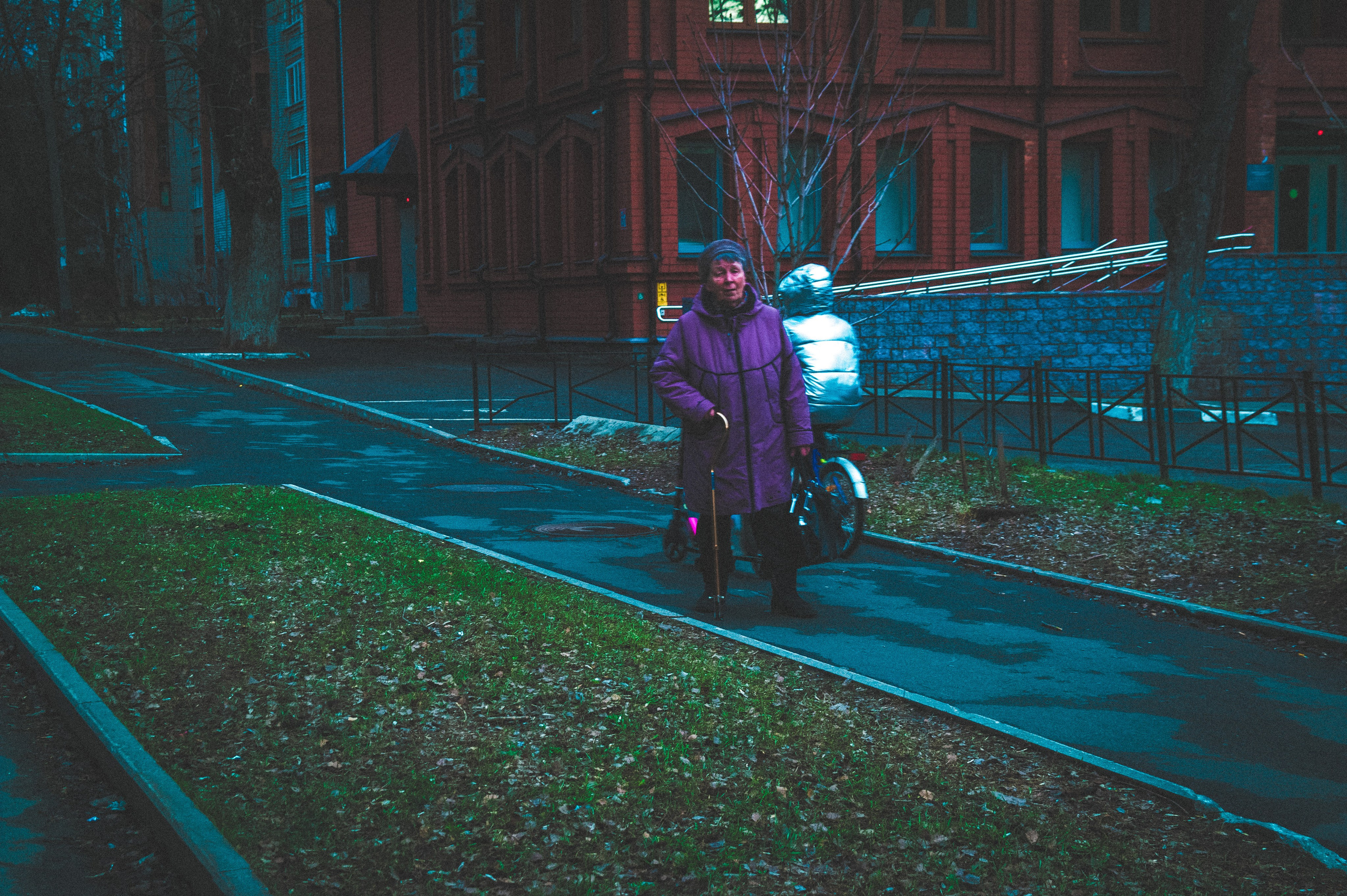 Lady youth. Den Mirov — Photographer, Musician