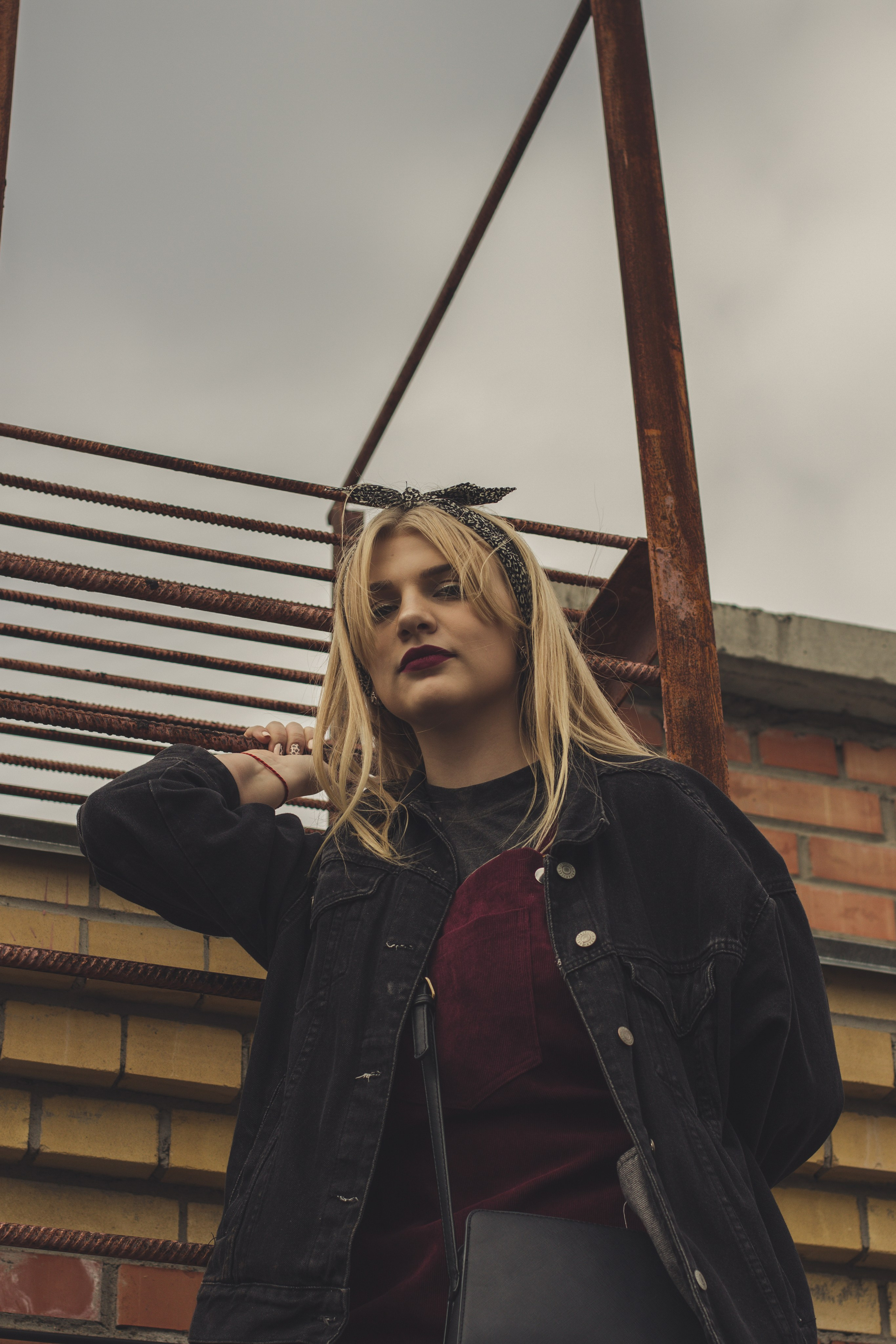 Ася.Крыша 2019 год. Фотограф и видеограф в Омск/Москва Сащенко Лера