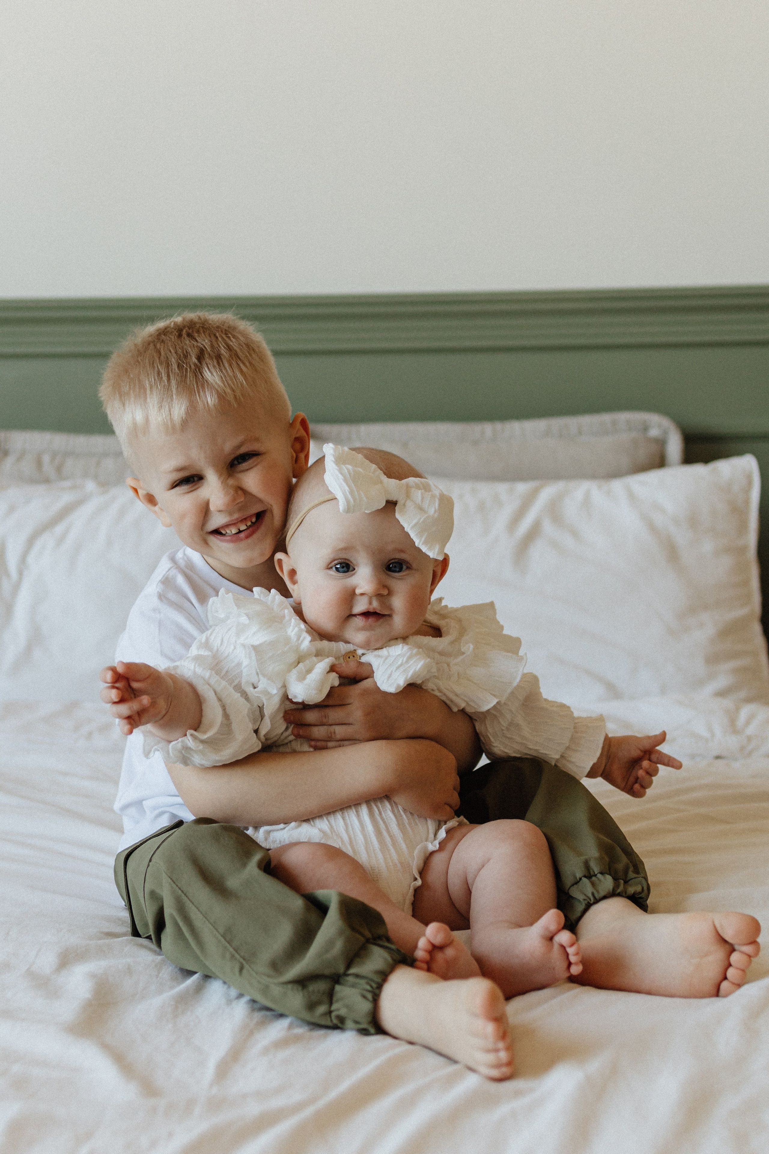 СЕМЬЯ студийная. СЕМЕЙНЫЙ фотограф Краснодар Анастасия Михайлова