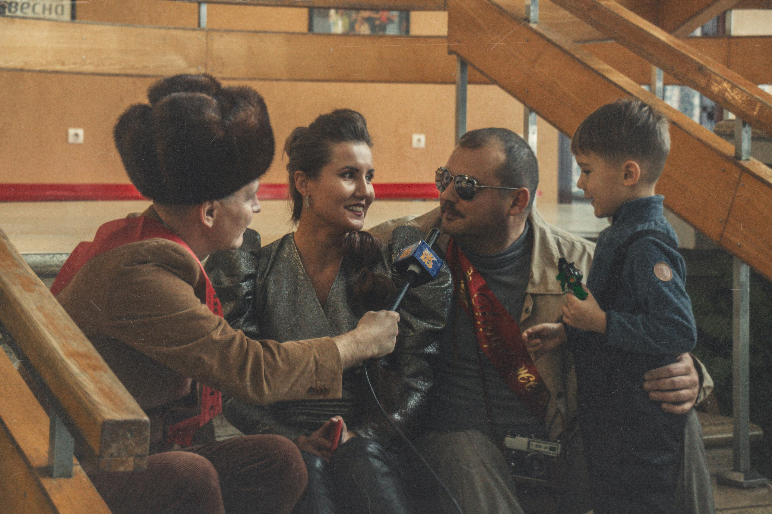 Гузель & Алексей свадьба в стиле 90х. Фотограф и видеограф в Омск/Москва Сащенко Лера