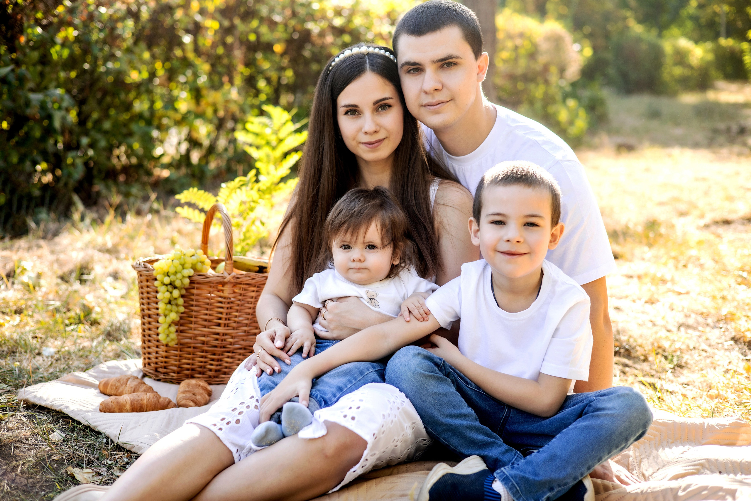 Артем, Юля и детки. Фотограф Надежда Лукьянова