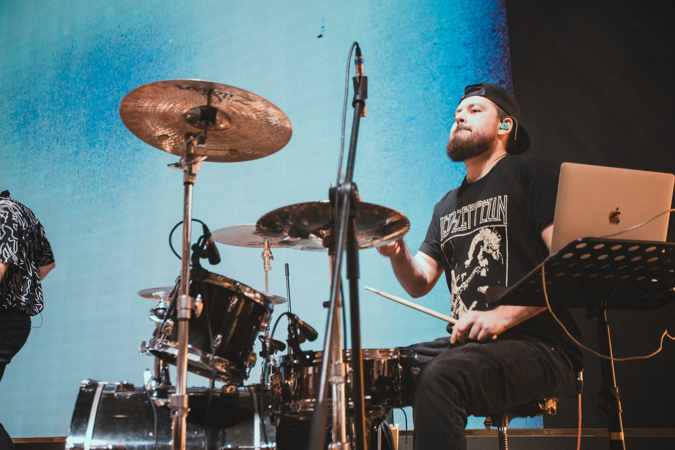 Миконжас. Депо. Фотограф-видеограф Александр Корнев