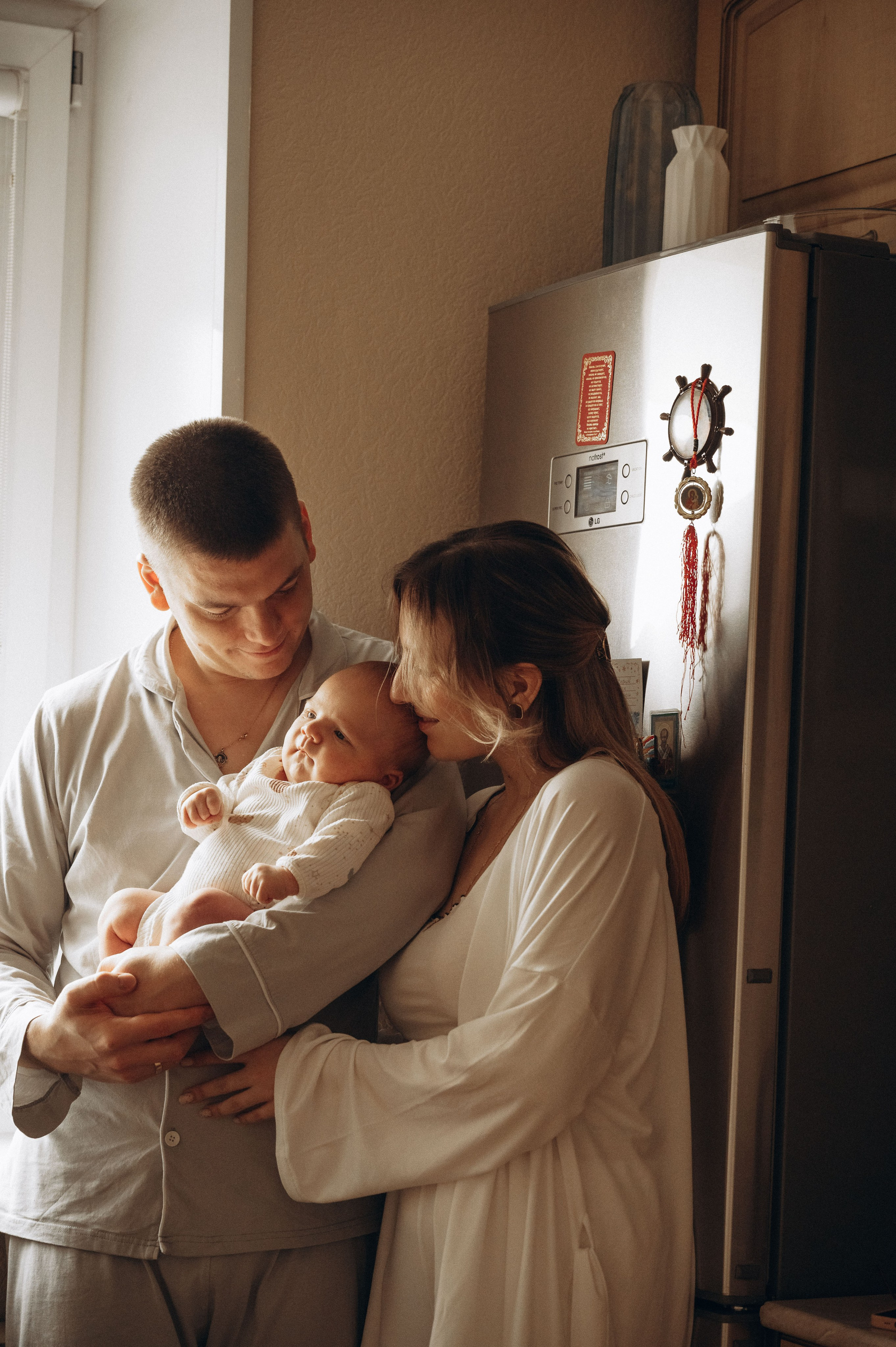 Иван, Ксения и Лев. Фотограф беременности и семьи, домашние съемки, Ньюборн