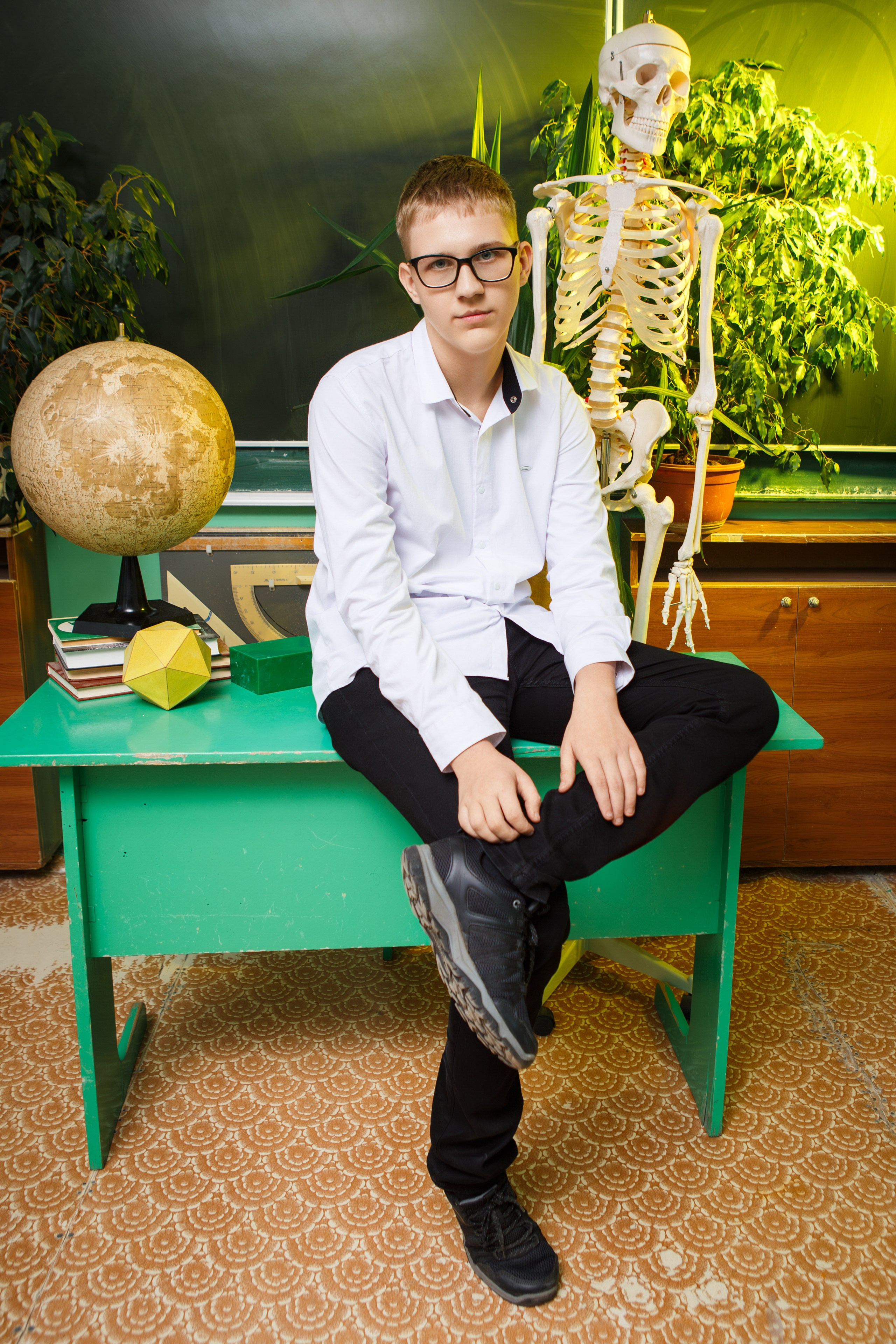 ПОРТРЕТНАЯ ФОТОСЕССИЯ В КЛАССЕ ДЛЯ 9 КЛАССОВ. ТВОЙ АЛЬБОМ / ТВОИ ПРАВИЛА