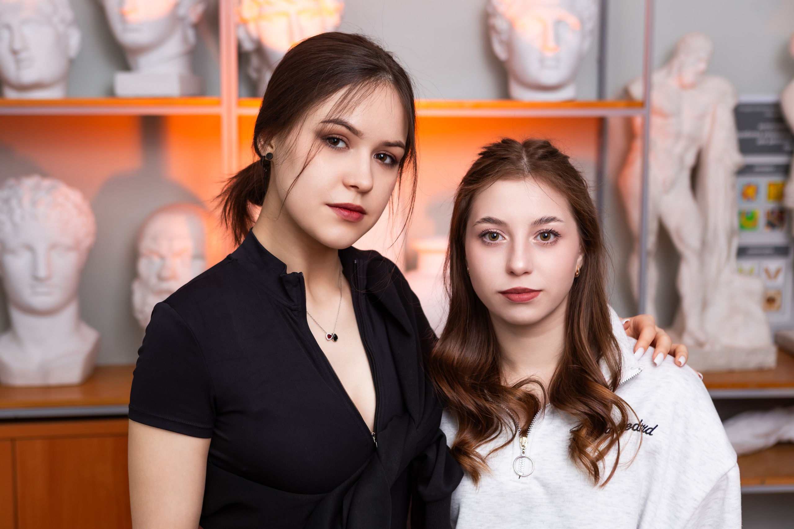 ФОТОСЕССИЯ В АУДИТОРИИ ДЛЯ БУДУЩИХ УЧИТЕЛЕЙ — выпускников Чернского профессионально-педагогического колледжа. ТВОЙ АЛЬБОМ / ТВОИ ПРАВИЛА