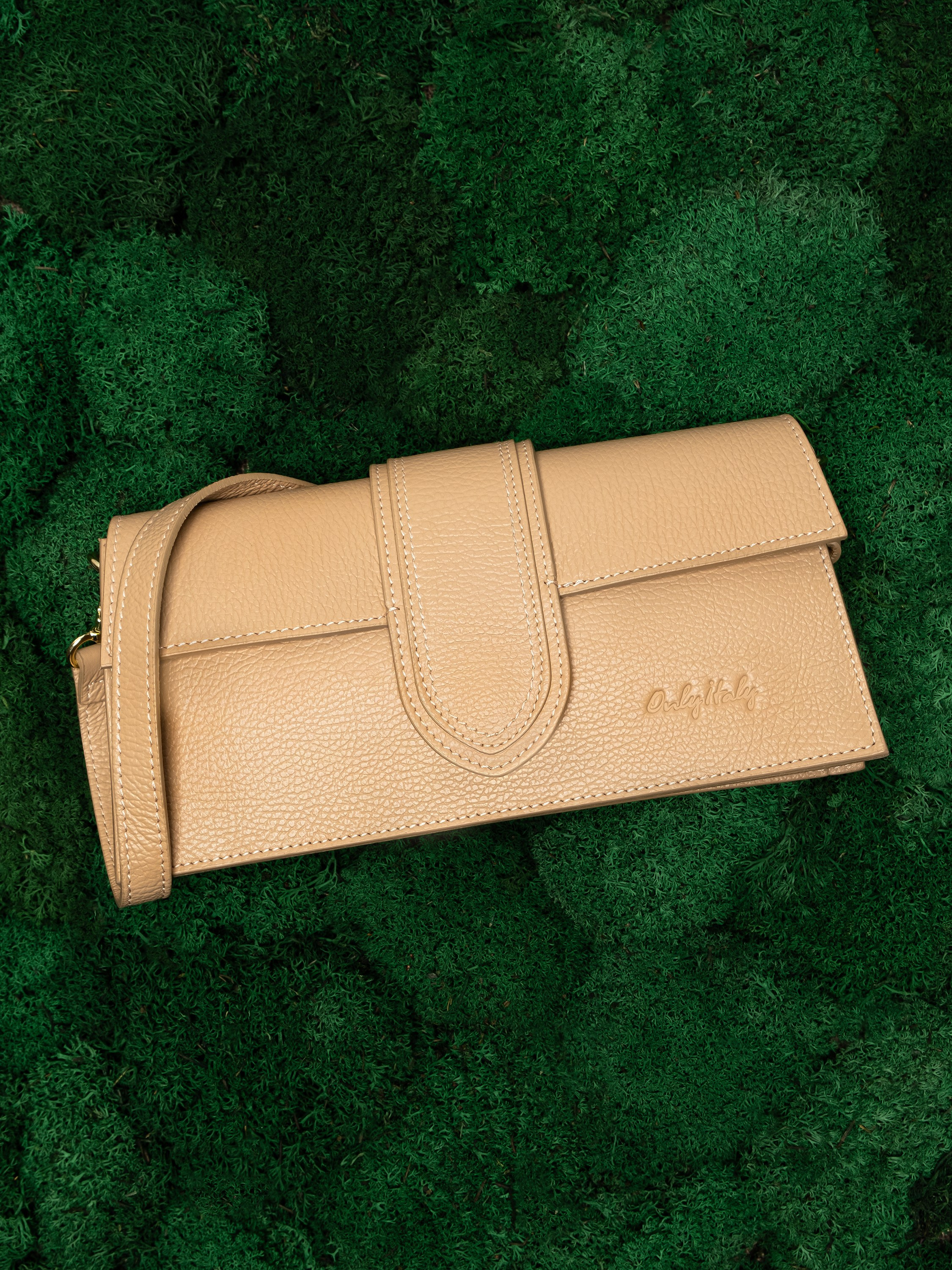 Предметная съёмка сумок для маркетплейсов. Предметный фотограф в Симферополе Антон Катунин