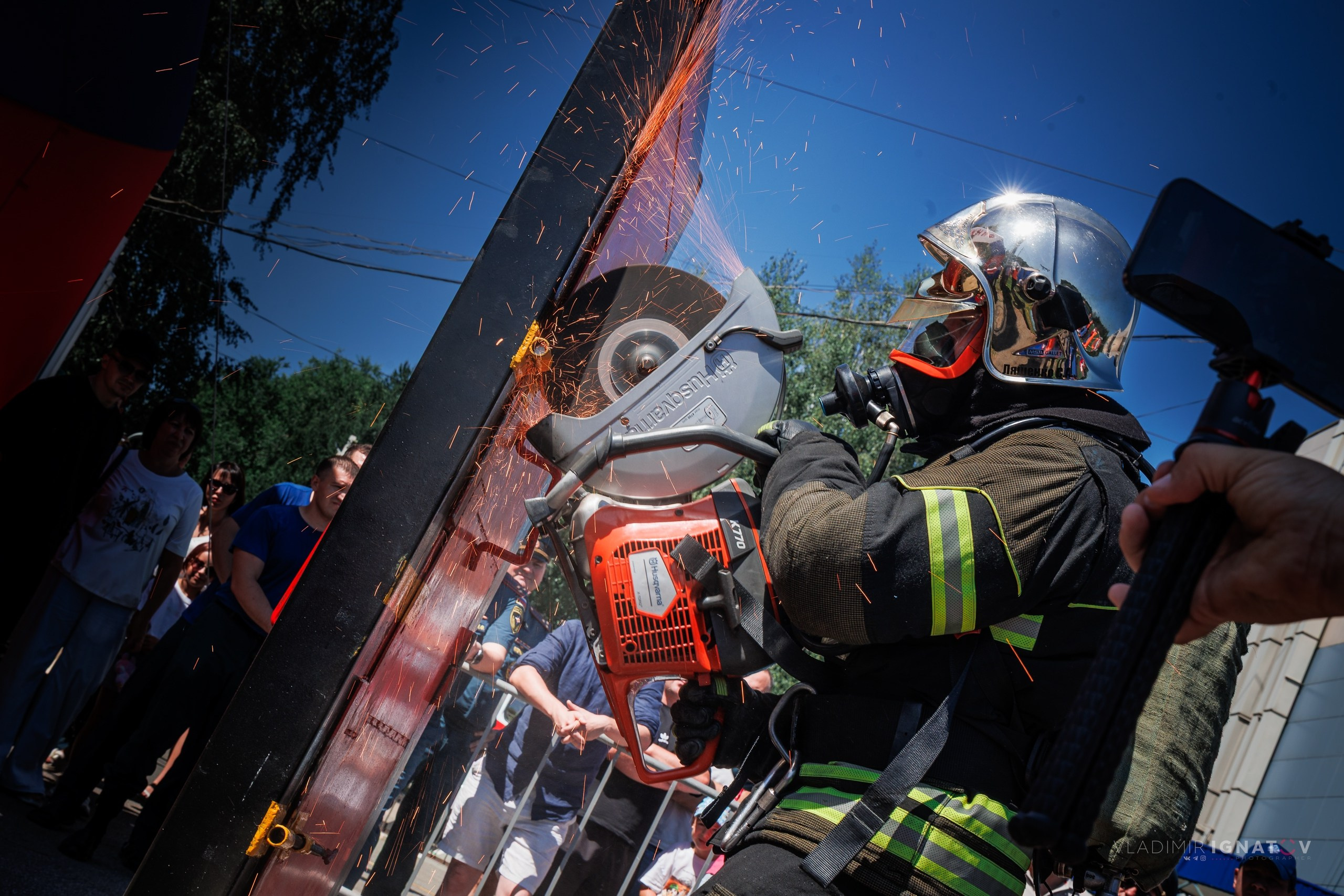 Пожарный репортёр Барнаул. Репортажный фотограф в Барнауле Владимир Игнатов