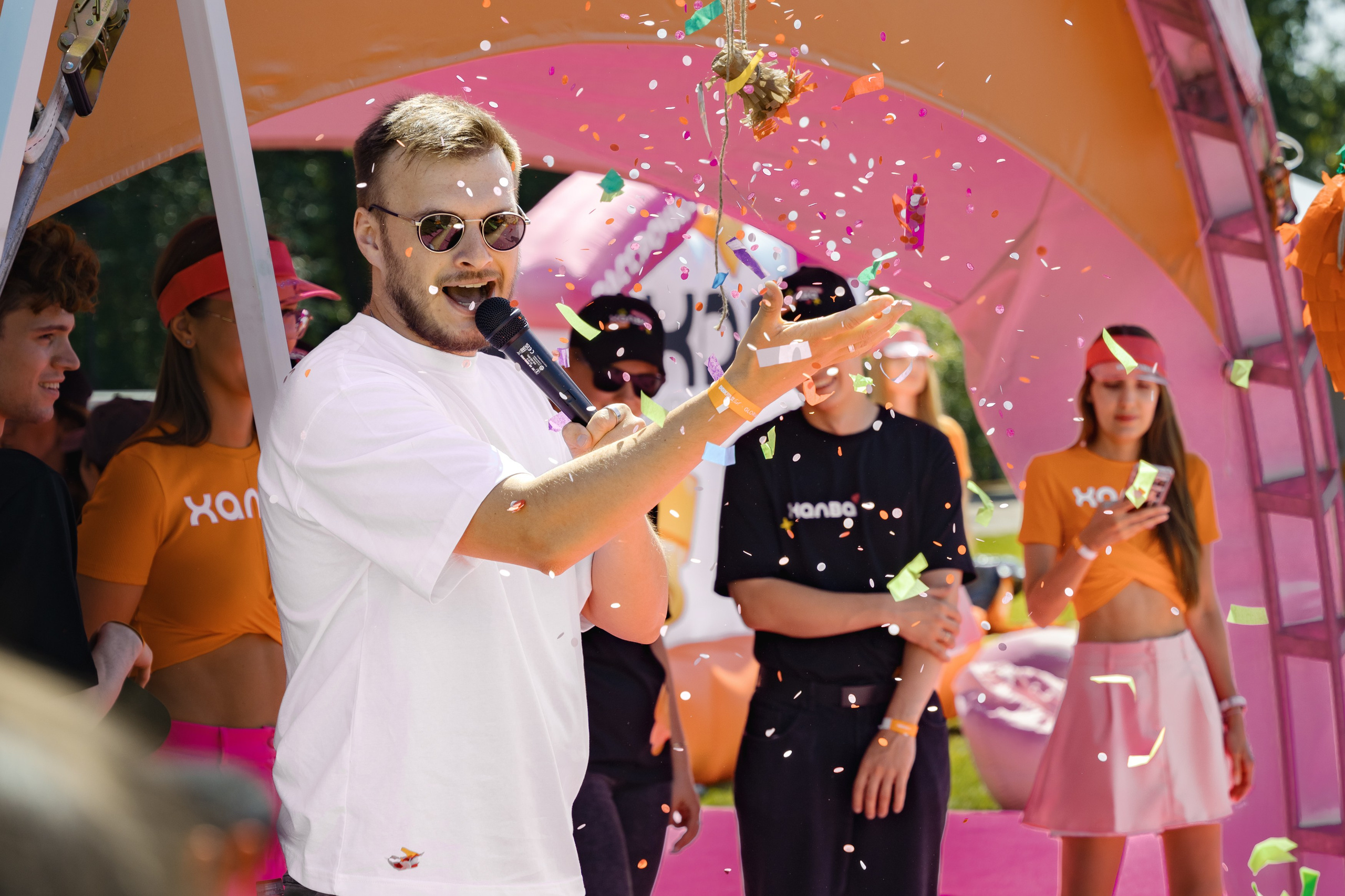 Халва & DDX. Фотограф Дмитрий Алехин. Репортажная съемка мероприятий в Москве