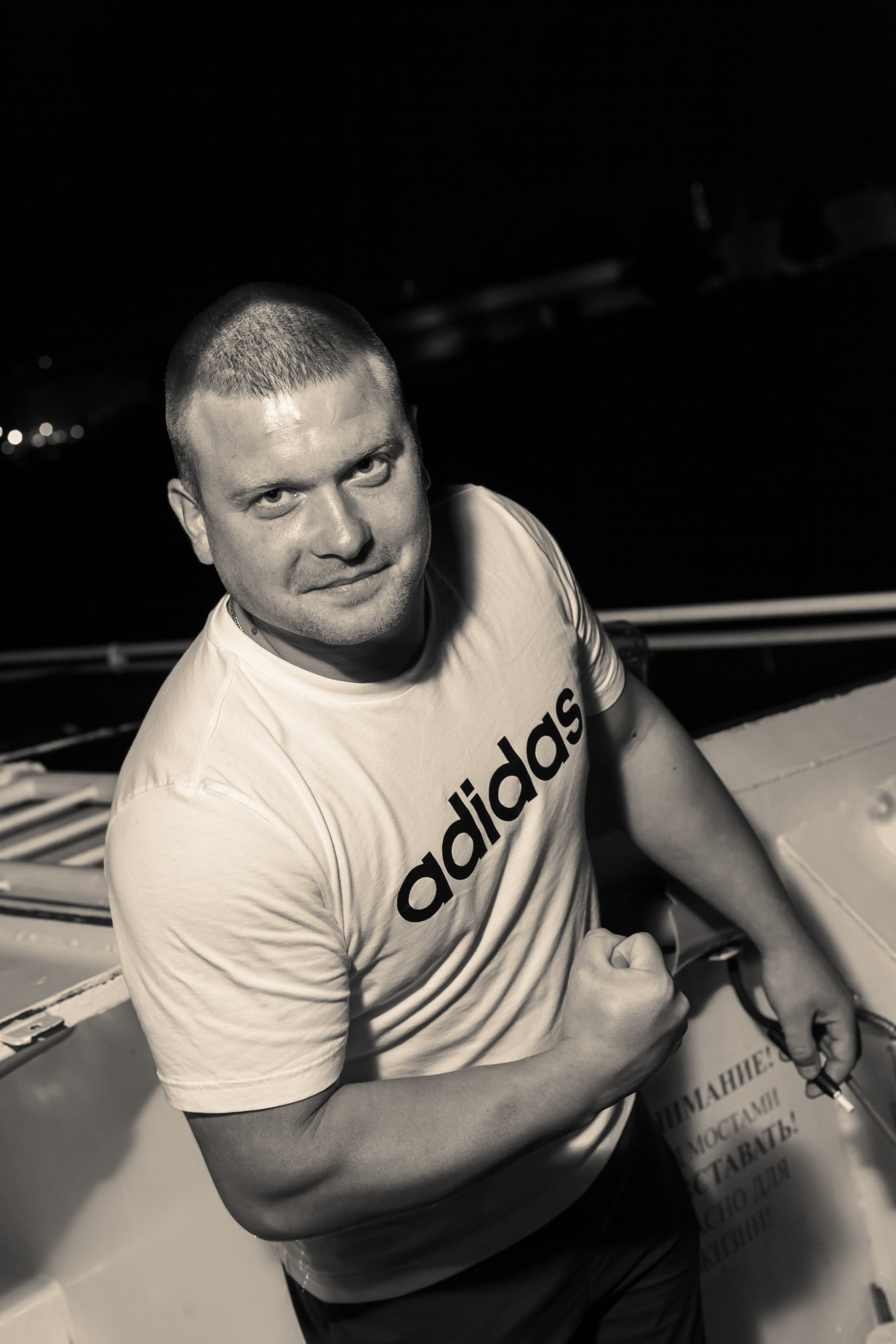 Ночной теплоход. Фотограф в Санкт — Петербурге Валерий Гаухман