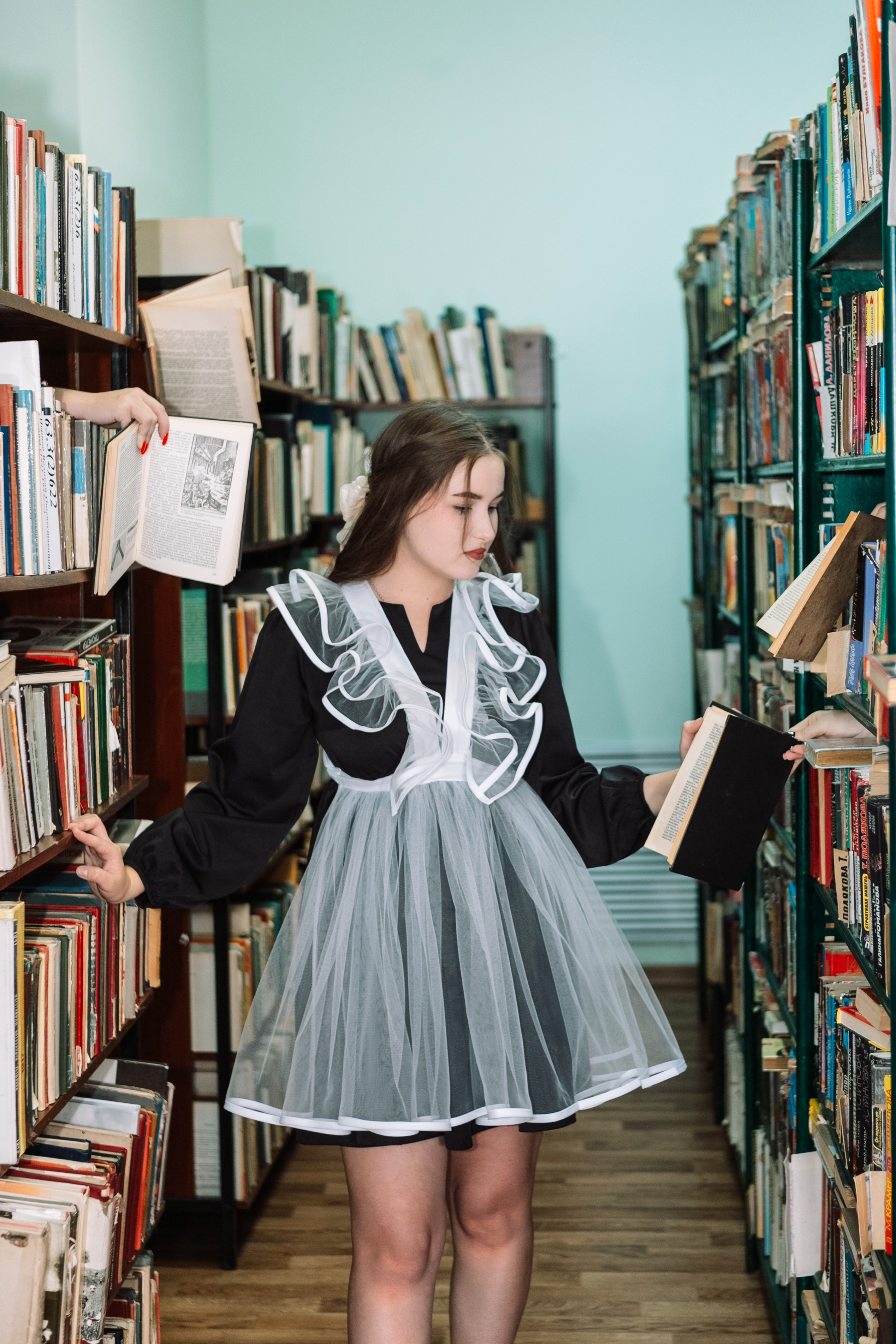 Съемка в библиотеке. Выпускные альбомы Воронеж от Веры Соколовой