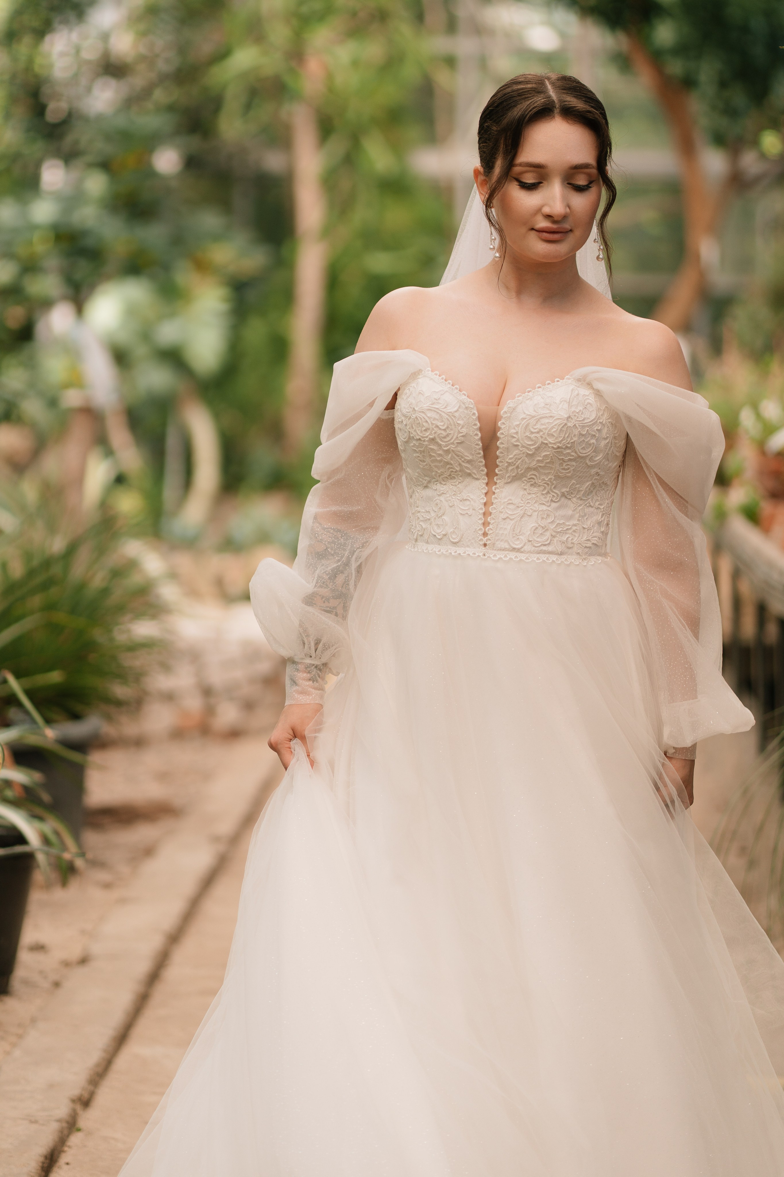 Свадебная фотосессия в оранжерее, Москва. Свадебный фотограф в Москве Анна Полушина