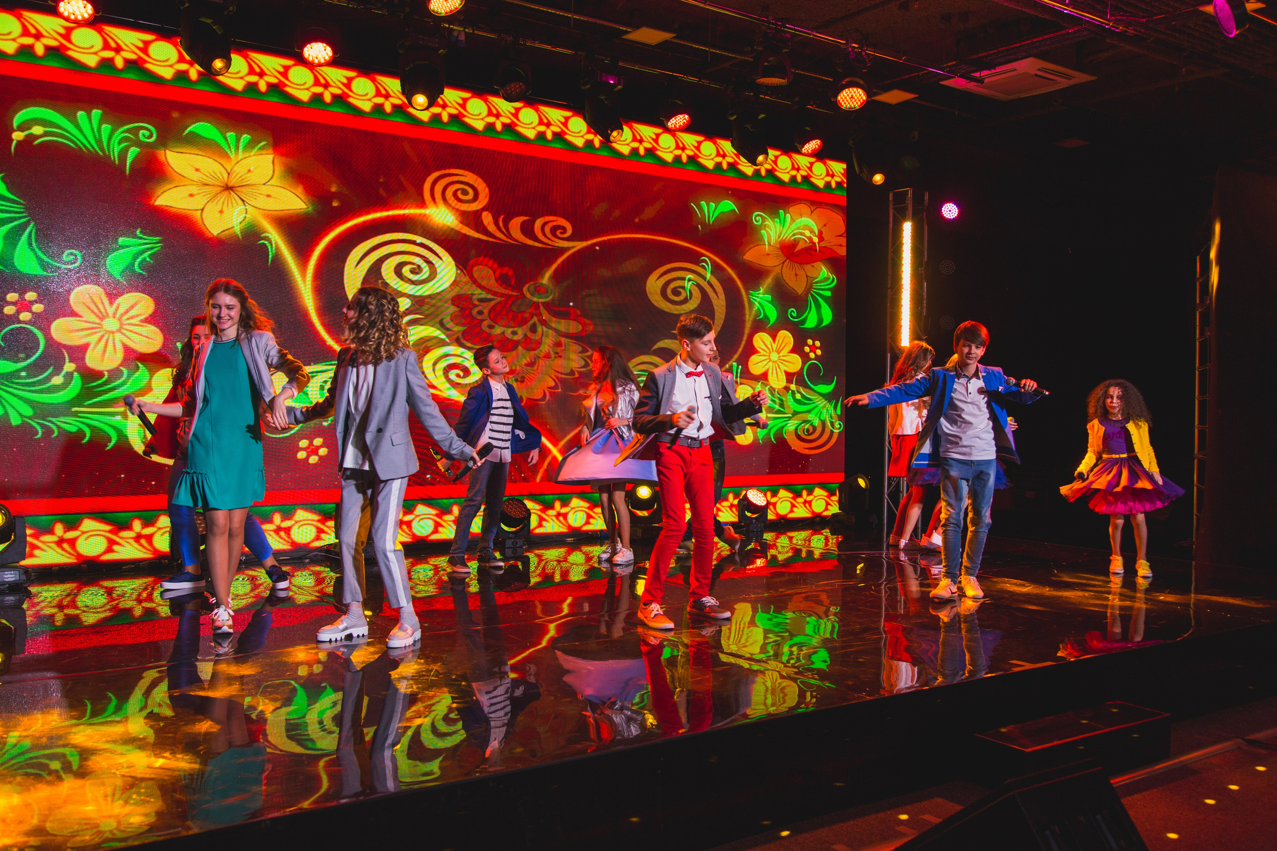 О2ТВ группа СТРАНА. Видеооператор/Фотограф Николай Завьялов