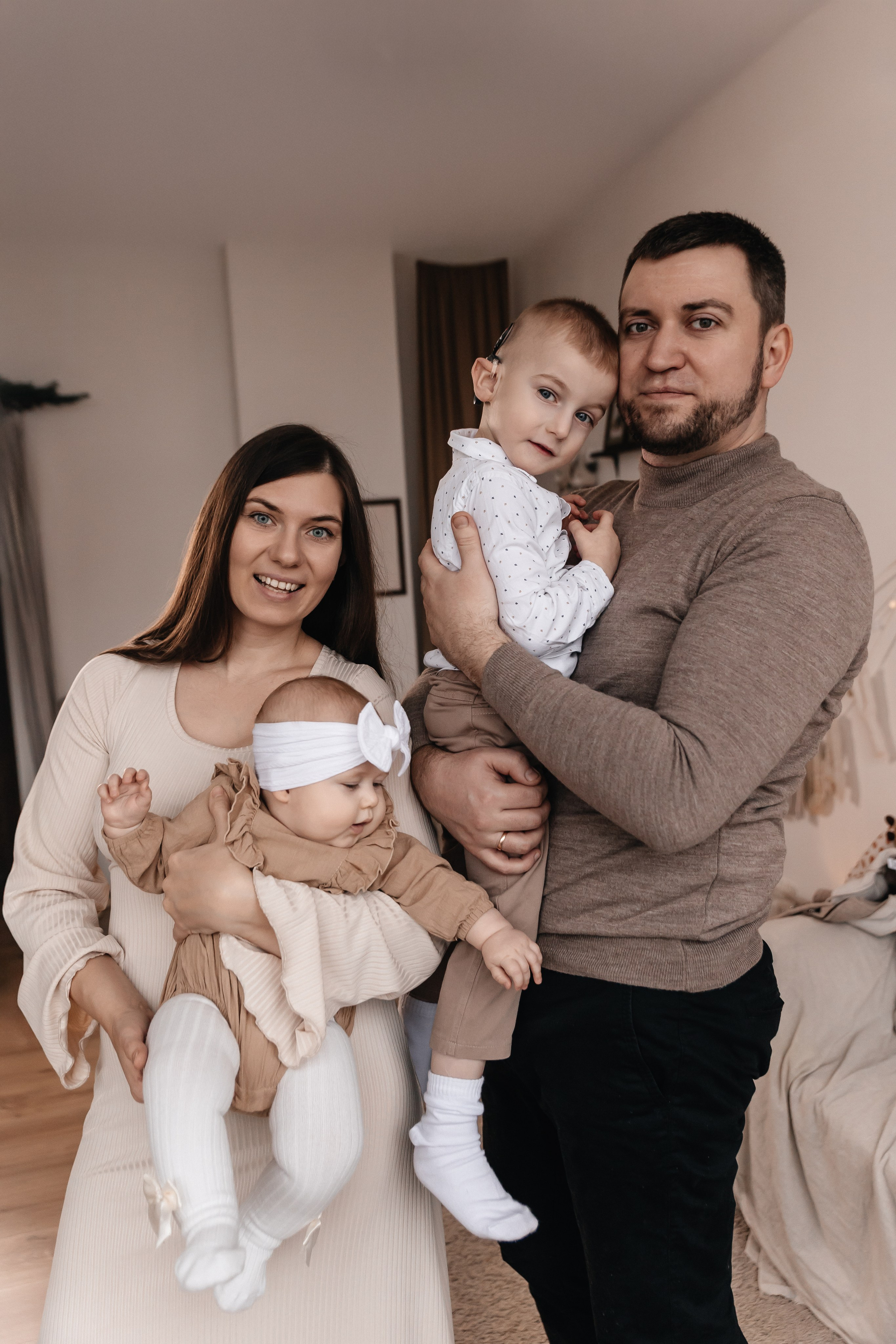 Наталия, Сергей, Максим и Настя. Семейный фотограф Минск Усова Ольга