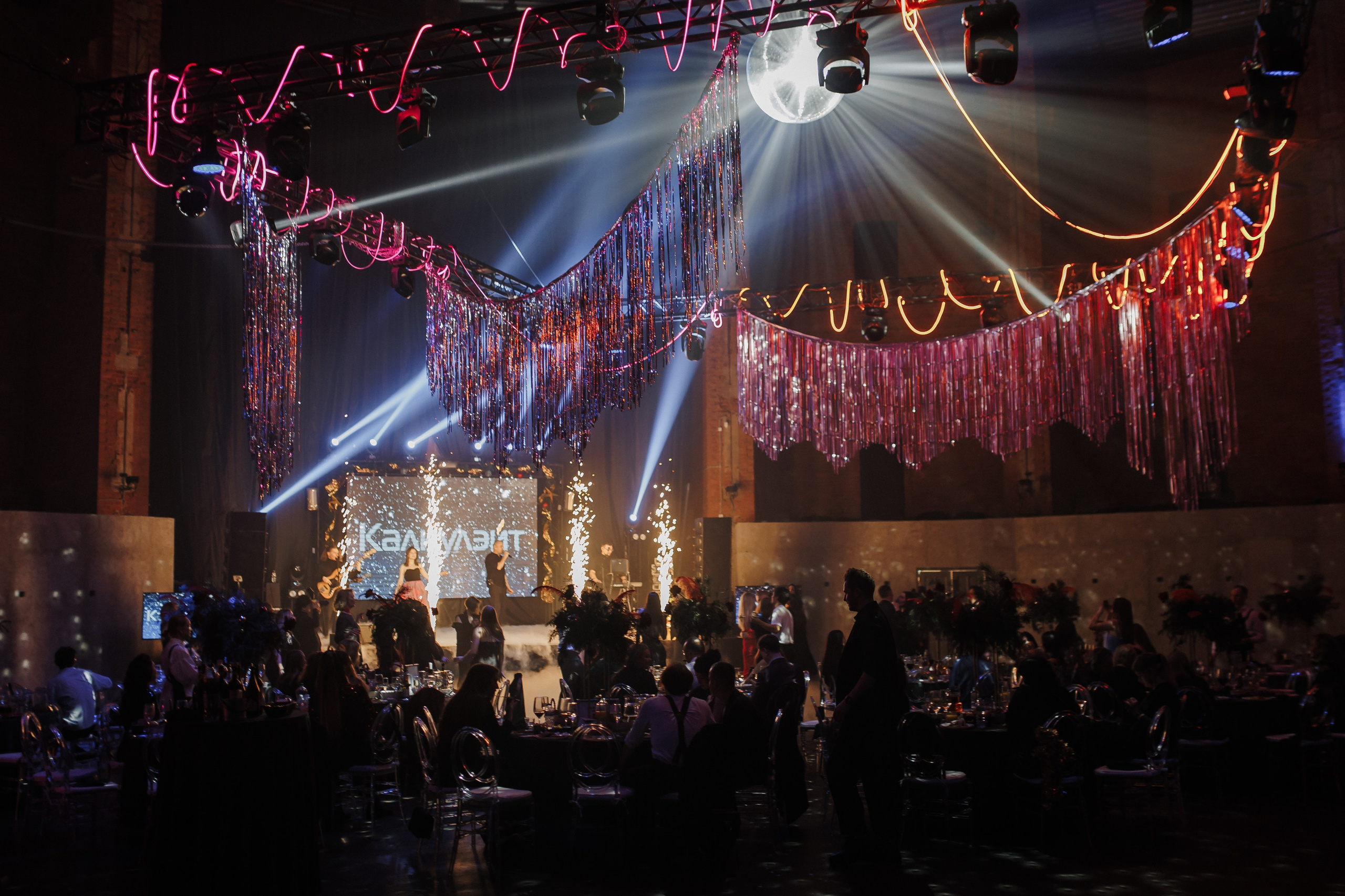 Фотограф на мероприятие заказать в Спб (Санкт-Петербург)