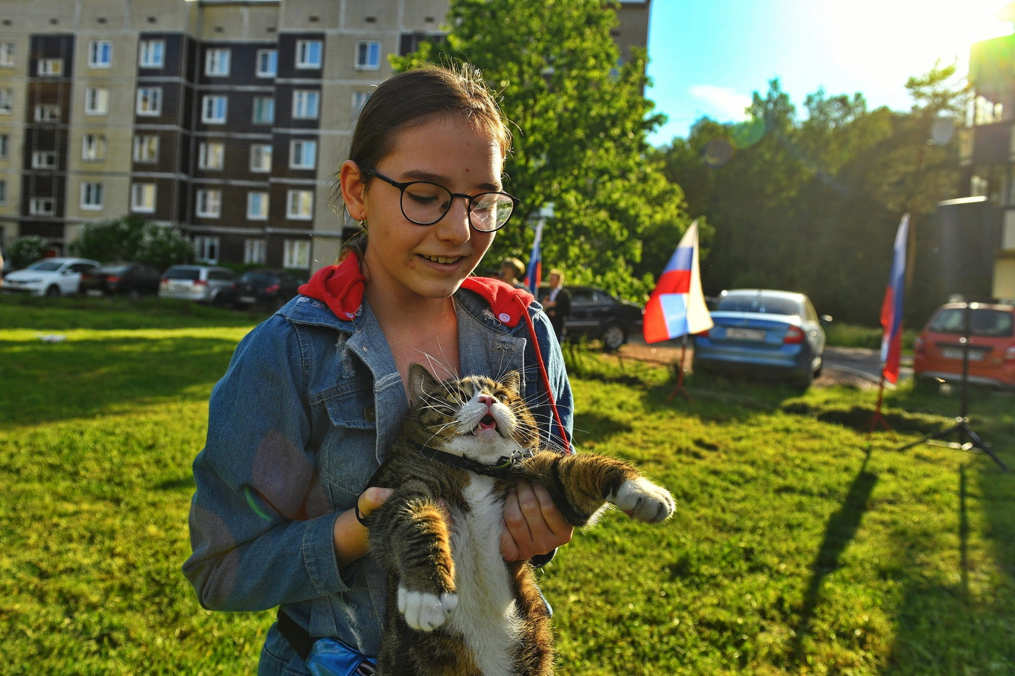 Официоз по плану, жизнь — между кадров: как снять День России и остаться собой. Документальный фотограф Сергей Вдовин