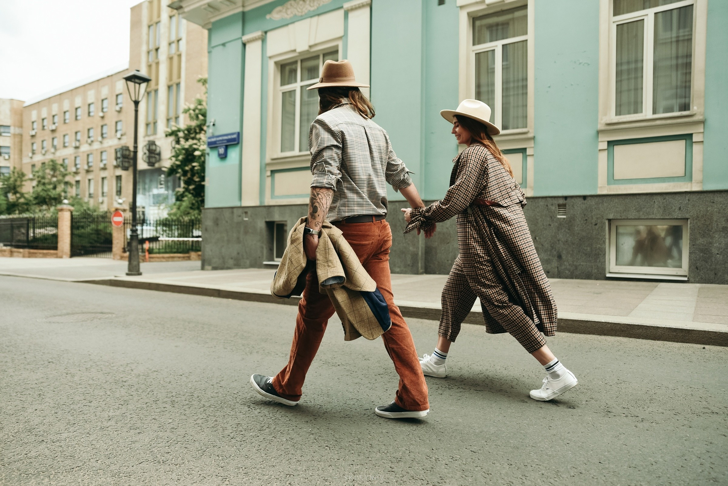 Love-story в городе. Свадебный и travel фотограф в Волгограде, Сочи, Домбае, Европе