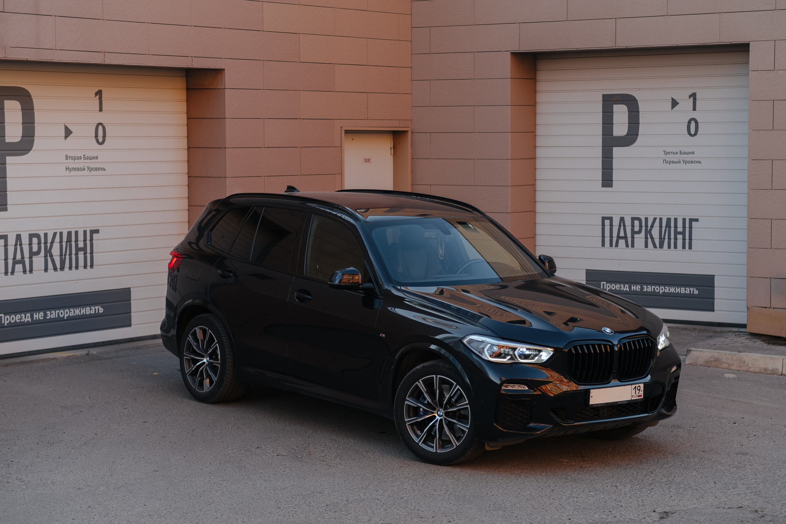BMW X5. Фуд и предметный фотограф Виталий Морозов г. Москва