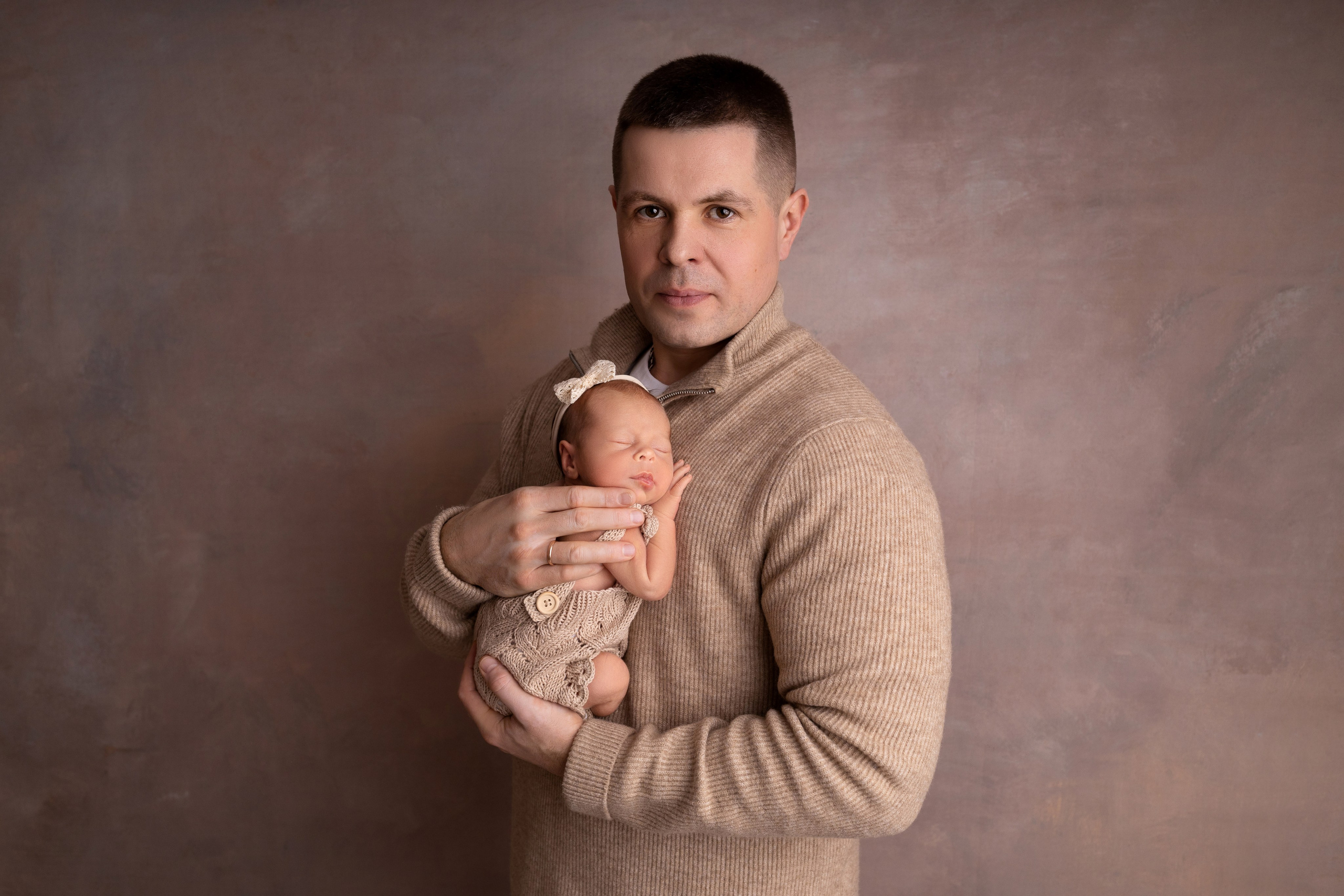 Семейные кадры от Elvira Kamaeva. Фотограф новорожденных малышей в Омске и Омской области Эльвира Камаева