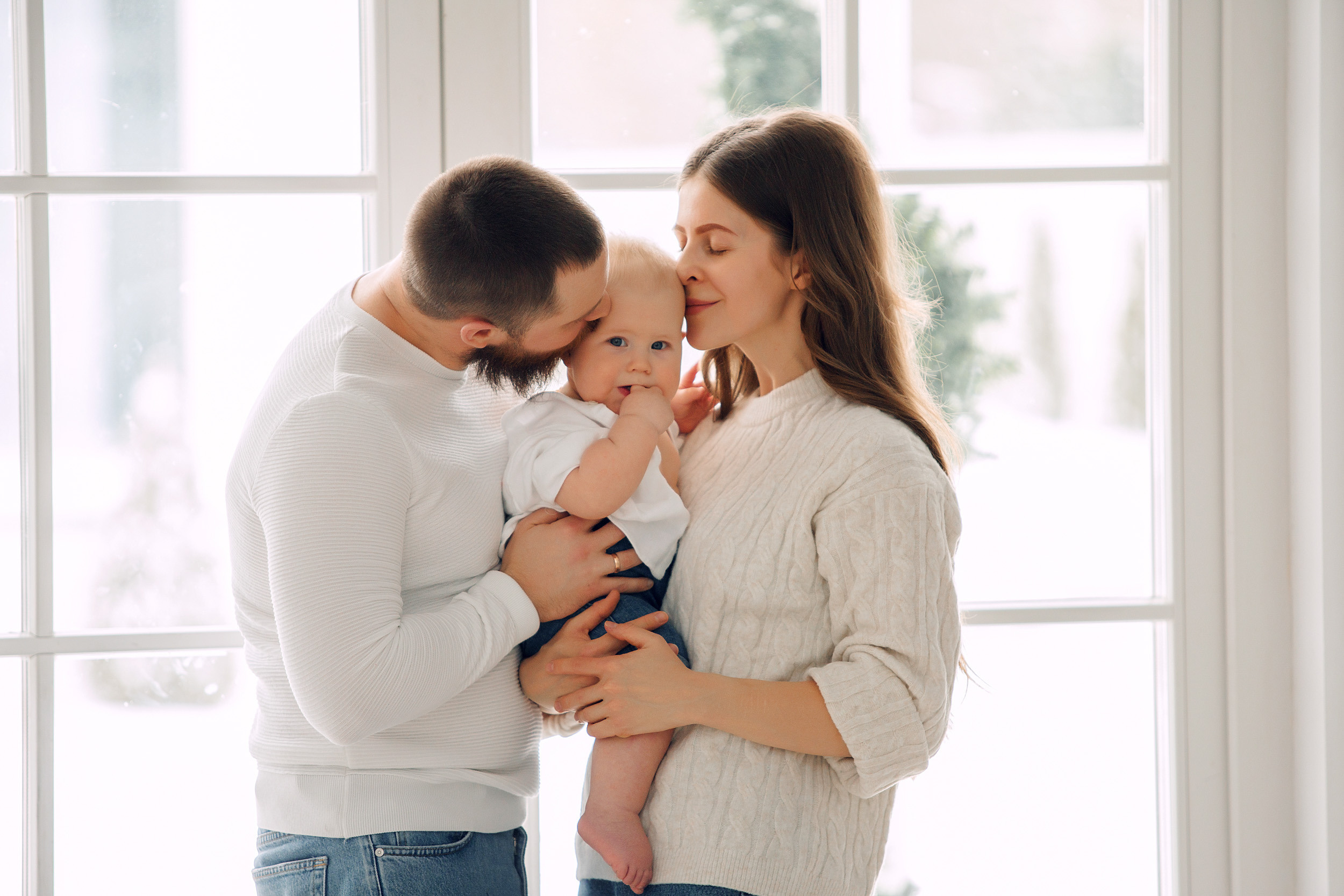 Мишка, Татьяна и Денис. Фотограф новорожденных Оксана Полевская