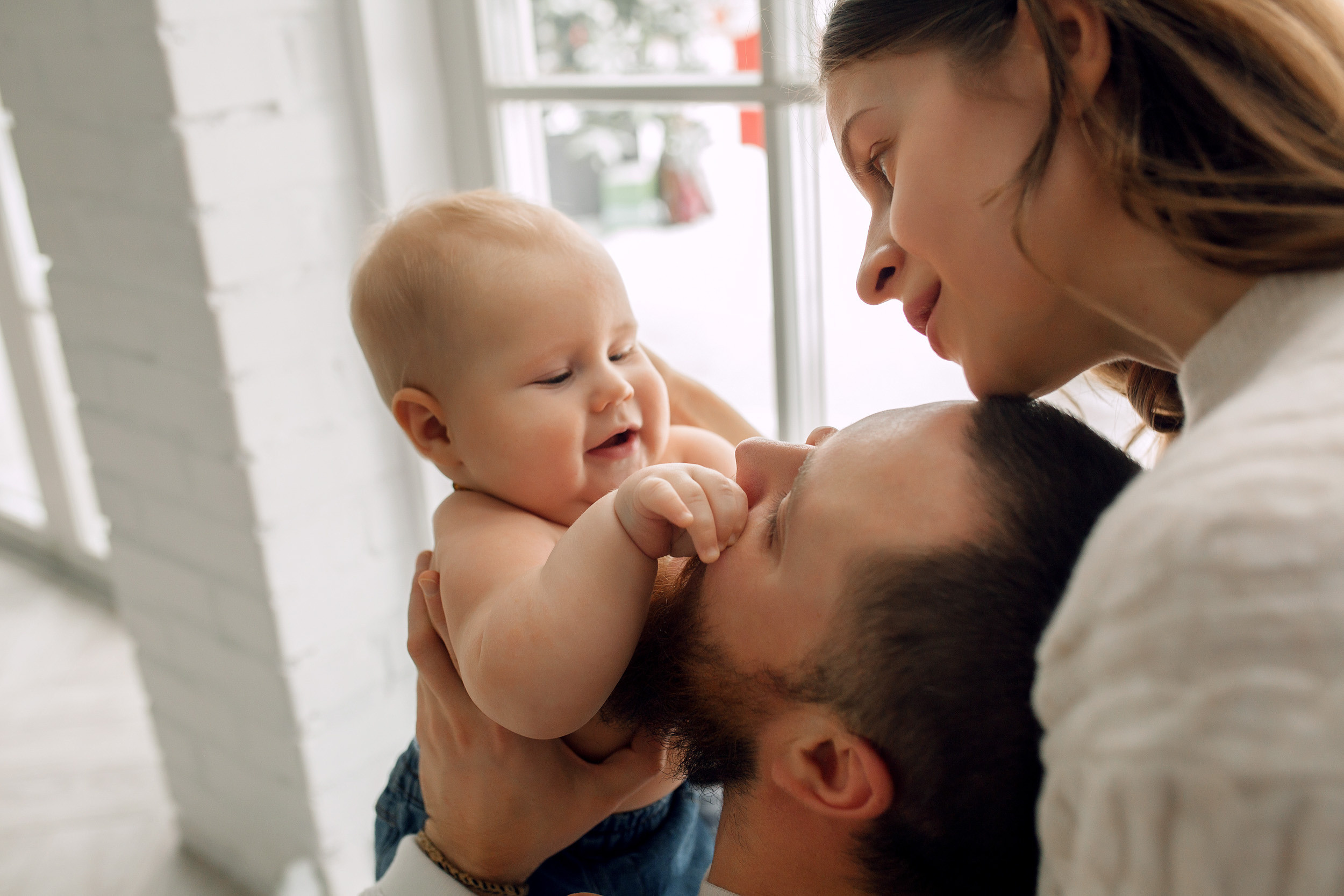 Мишка, Татьяна и Денис. Фотограф новорожденных Оксана Полевская