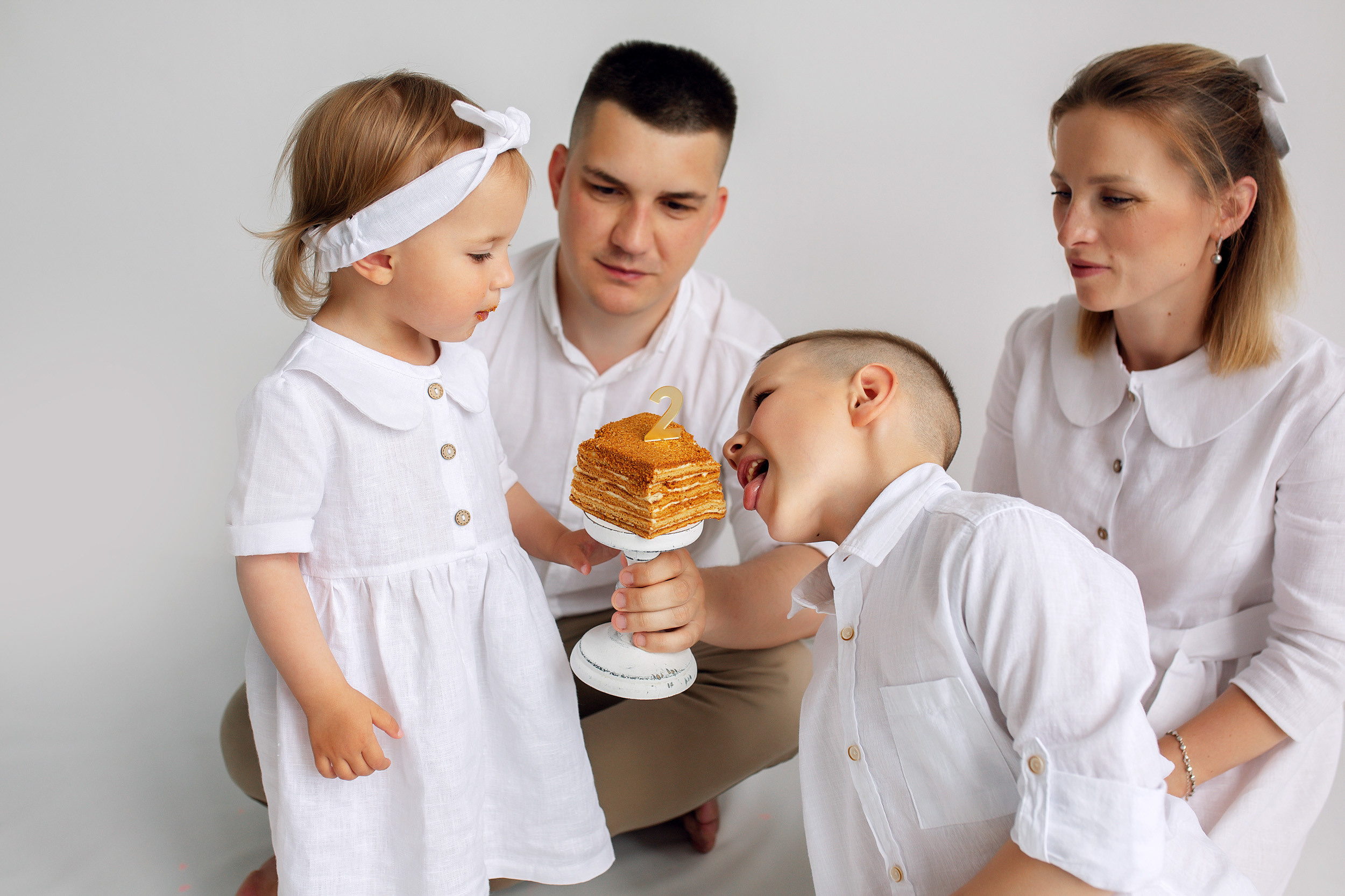 ТОРТИК ДЛЯ УЛЬЯНЫ. Фотограф новорожденных Оксана Полевская