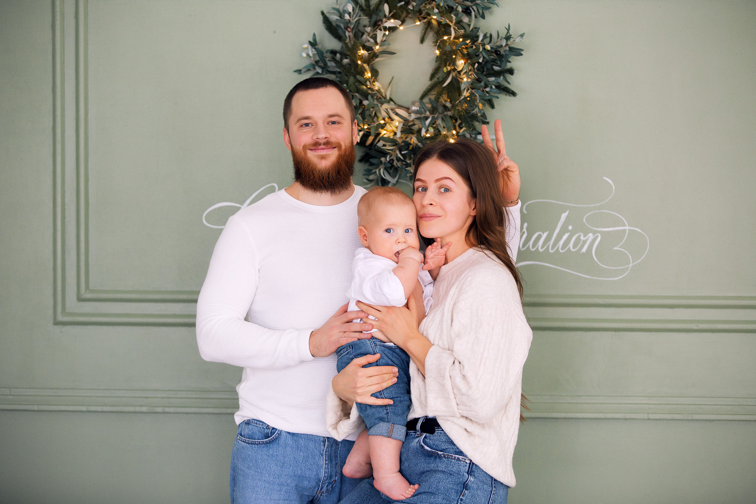 Мишка, Татьяна и Денис. Фотограф новорожденных Оксана Полевская