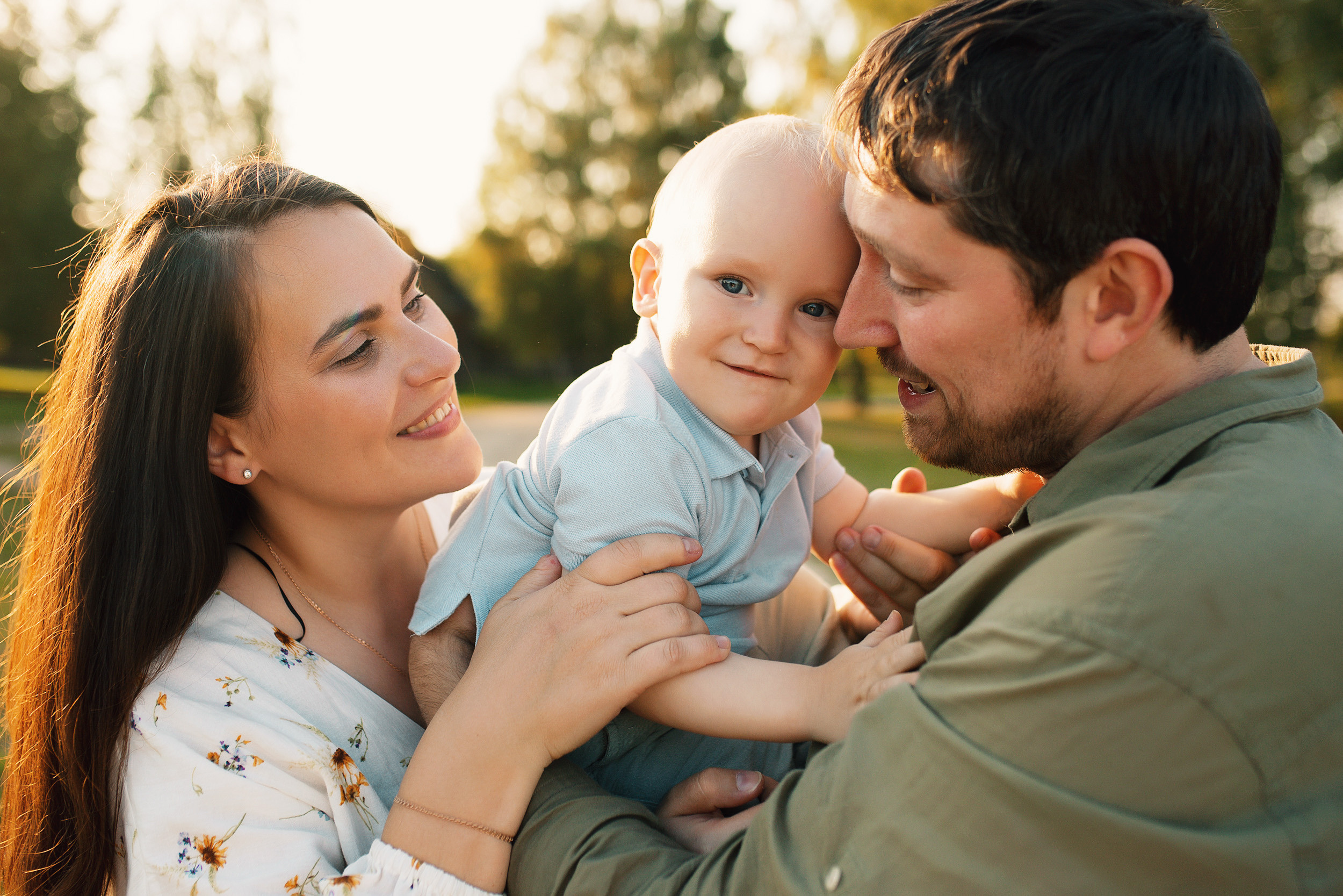 Нелли и ее семья. Фотограф новорожденных Оксана Полевская