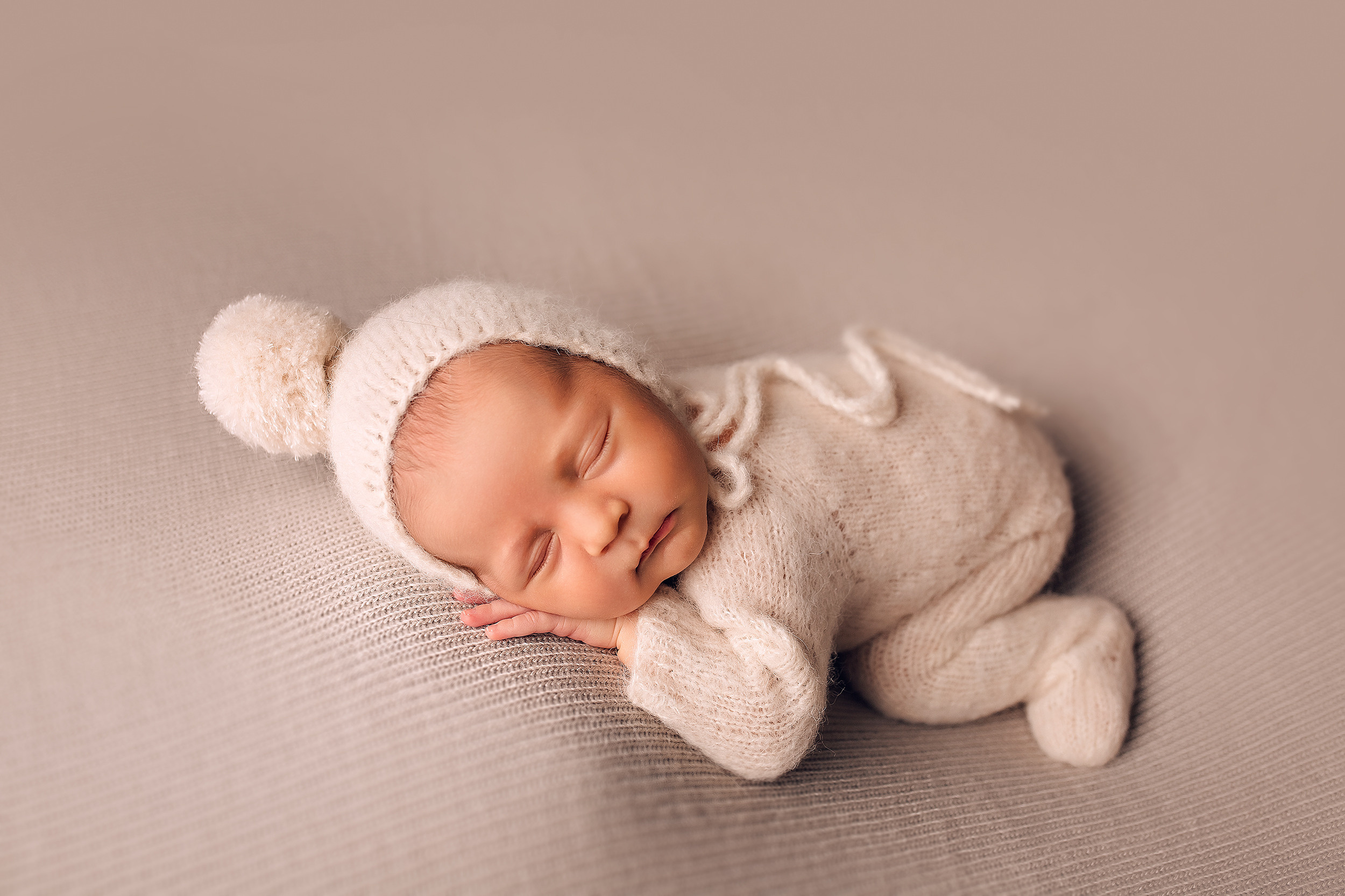 Рома Classic. Фотограф новорожденных Оксана Полевская