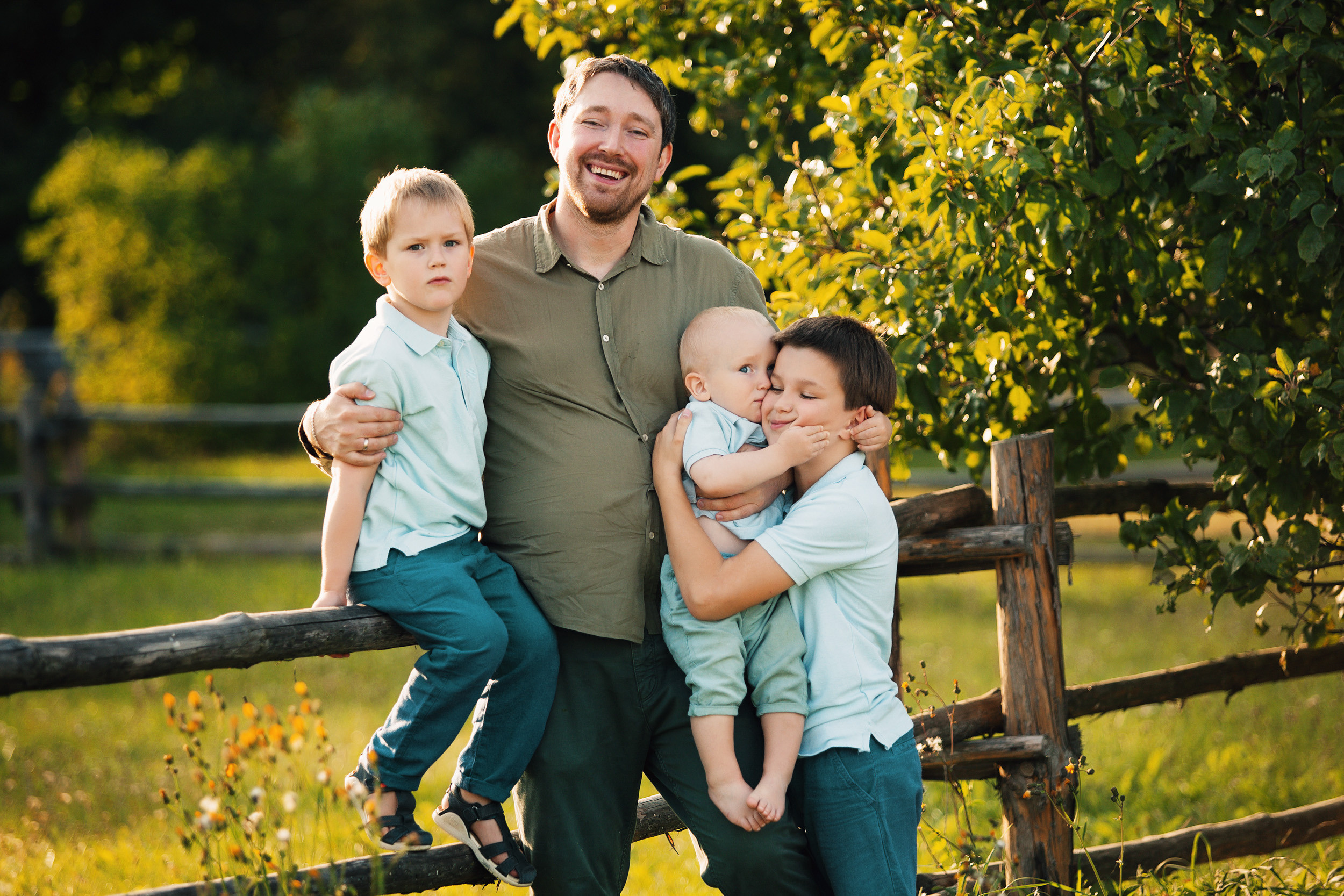 Нелли и ее семья. Фотограф новорожденных Оксана Полевская