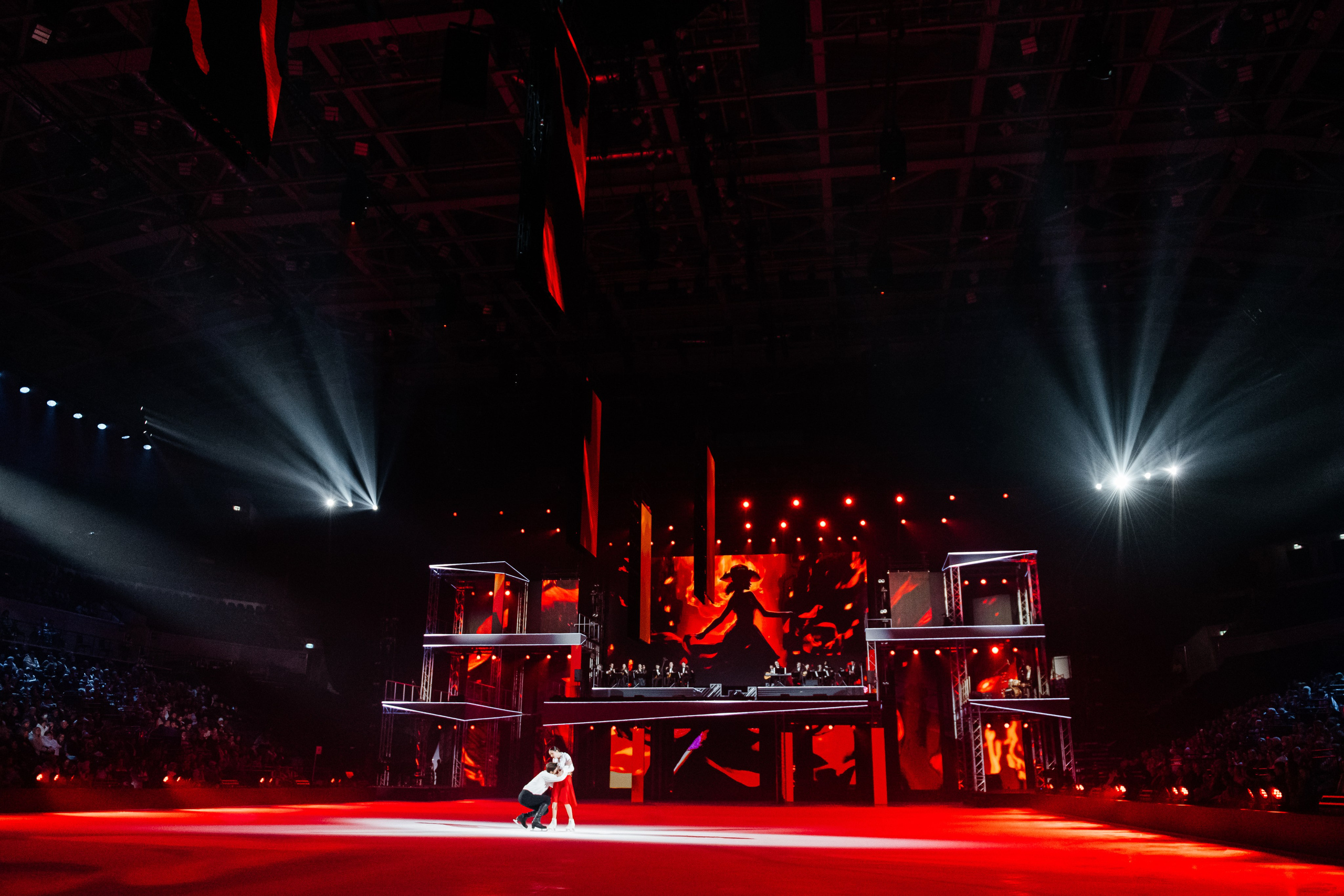 ШОУ Ильи АВЕРБУХА. ДИНА МИХНЕВА спортивный фотограф Москва