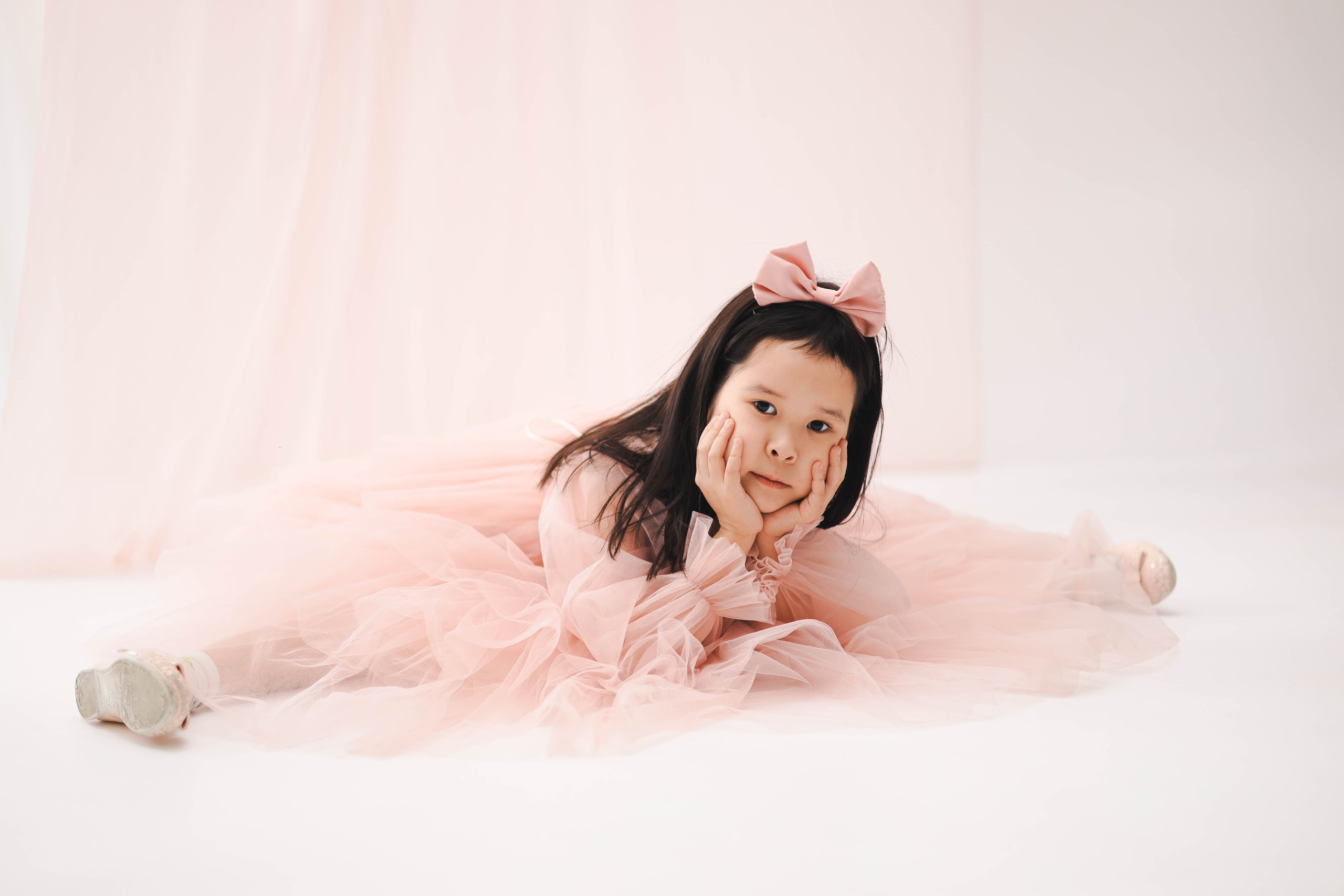 Детская семейная фотосессия в Алматы — профессиональный детский фотограф. Фотограф Алматы