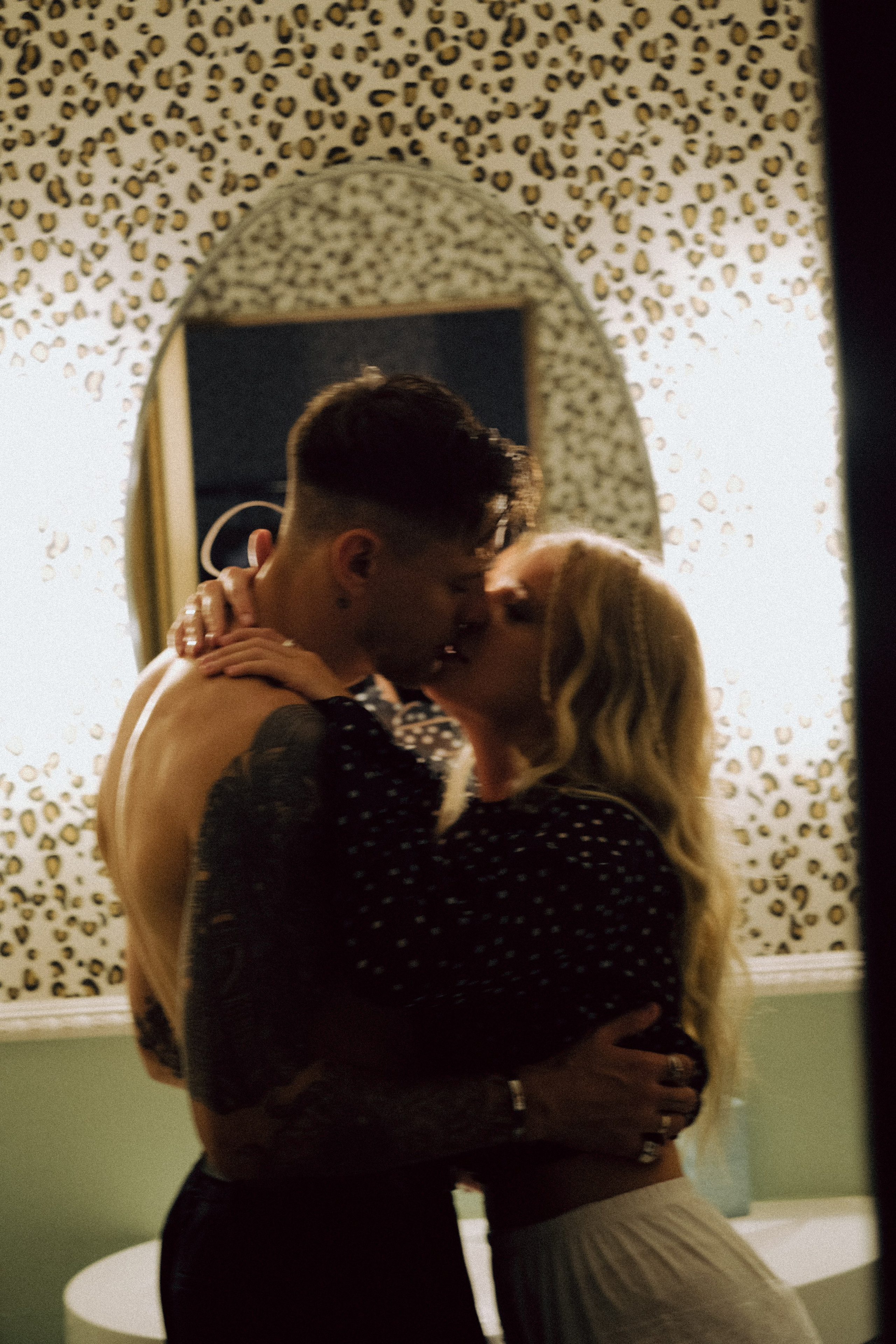 СВАДЕБНАЯ СЬЕМКА С КАБРИОЛЕТОМ В САНТК-ПЕТЕРБУРГЕ НА ПЕТРОГРАДКЕ В ОТЕЛЕ ПАНОРАМИКА. Профессиональный фотограф, Санкт-Петербург — Виктория Богомолова