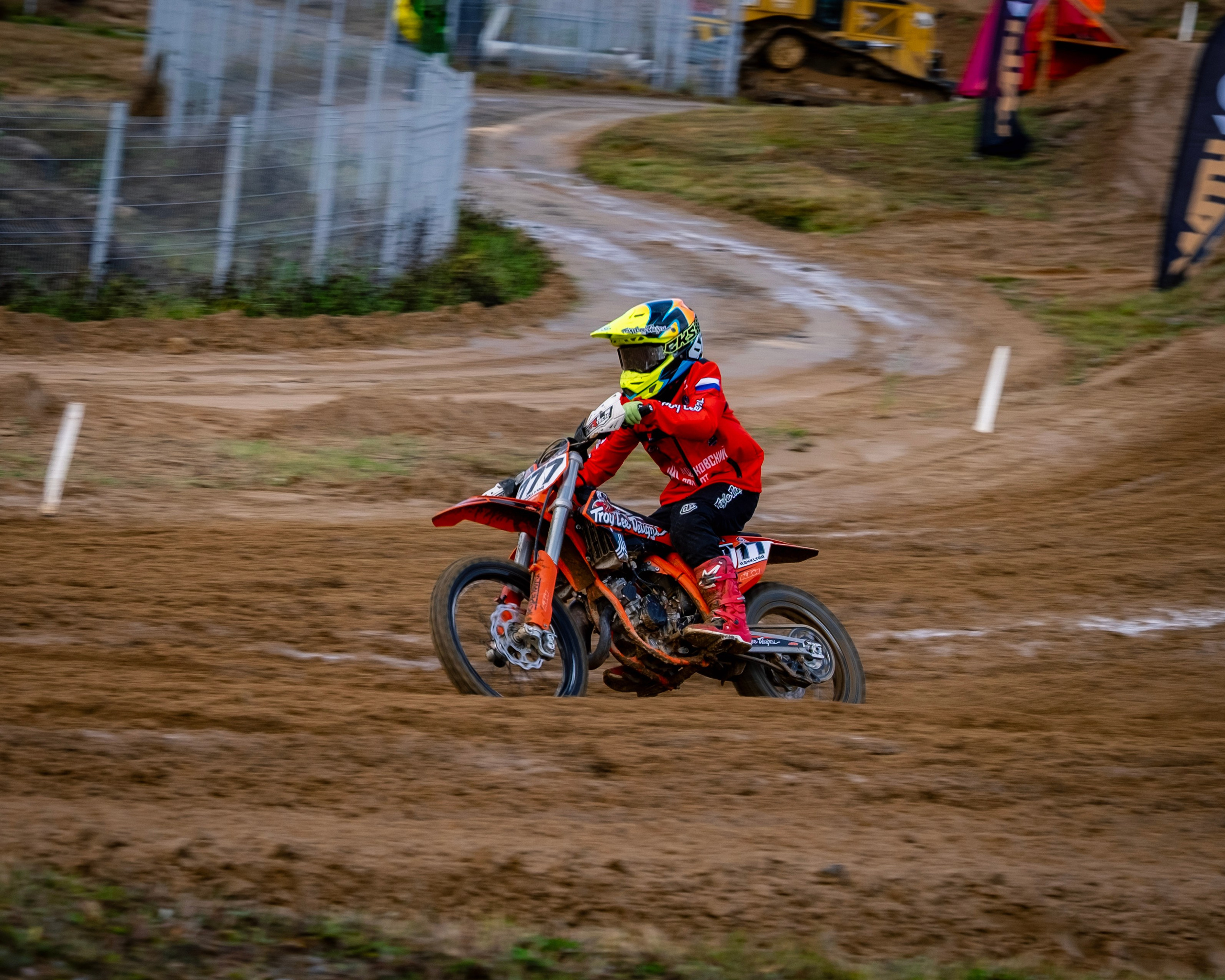 Мотокросс (Игора Драйв). Автомобильные фотографии и рисунки в Санкт-Петербурги Пашков Дмитрий