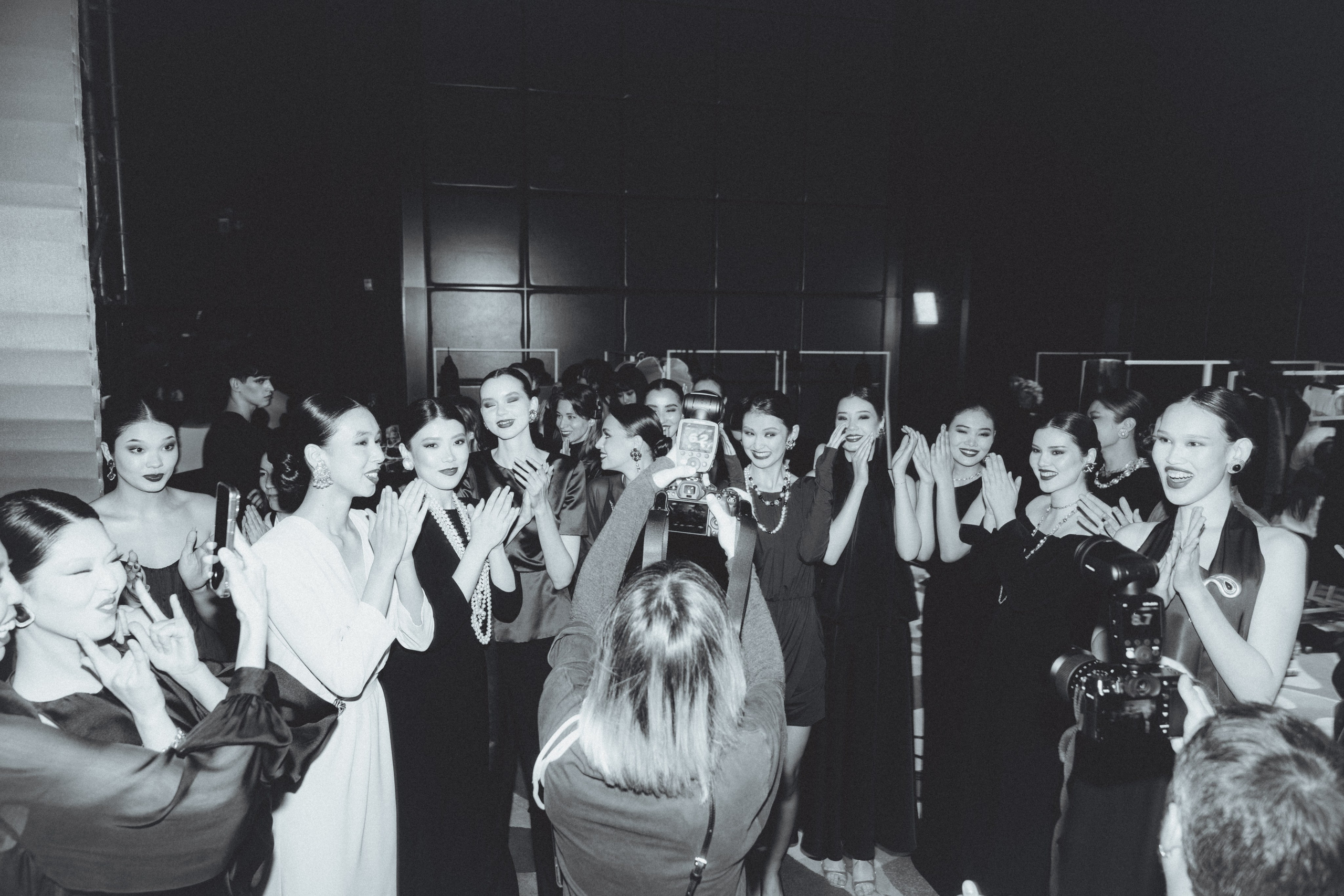 VISA FASHION WEEK ALMATY SS26 / BACKSTAGE ZONE