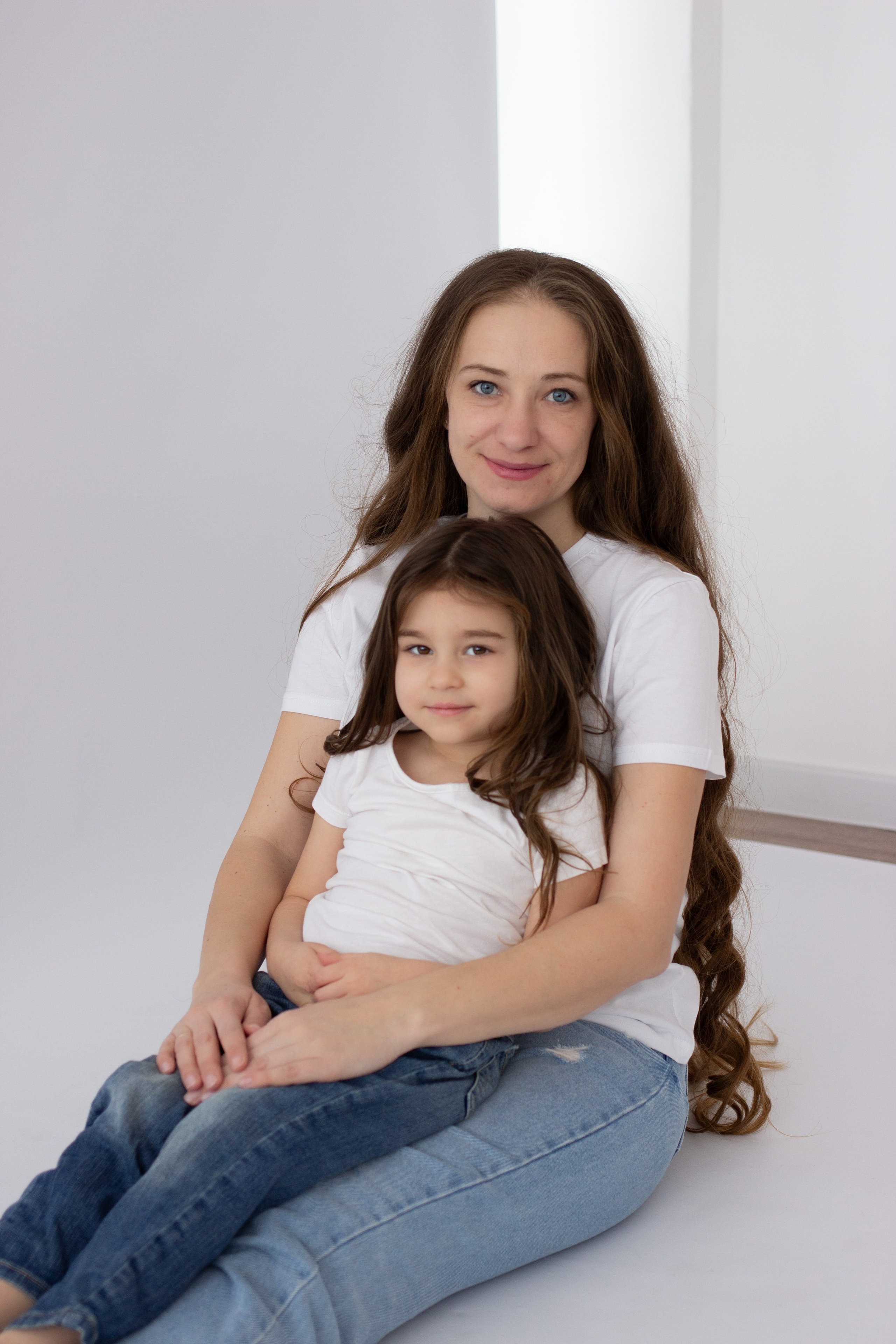 Анна и София. Newborn-barykina.ru