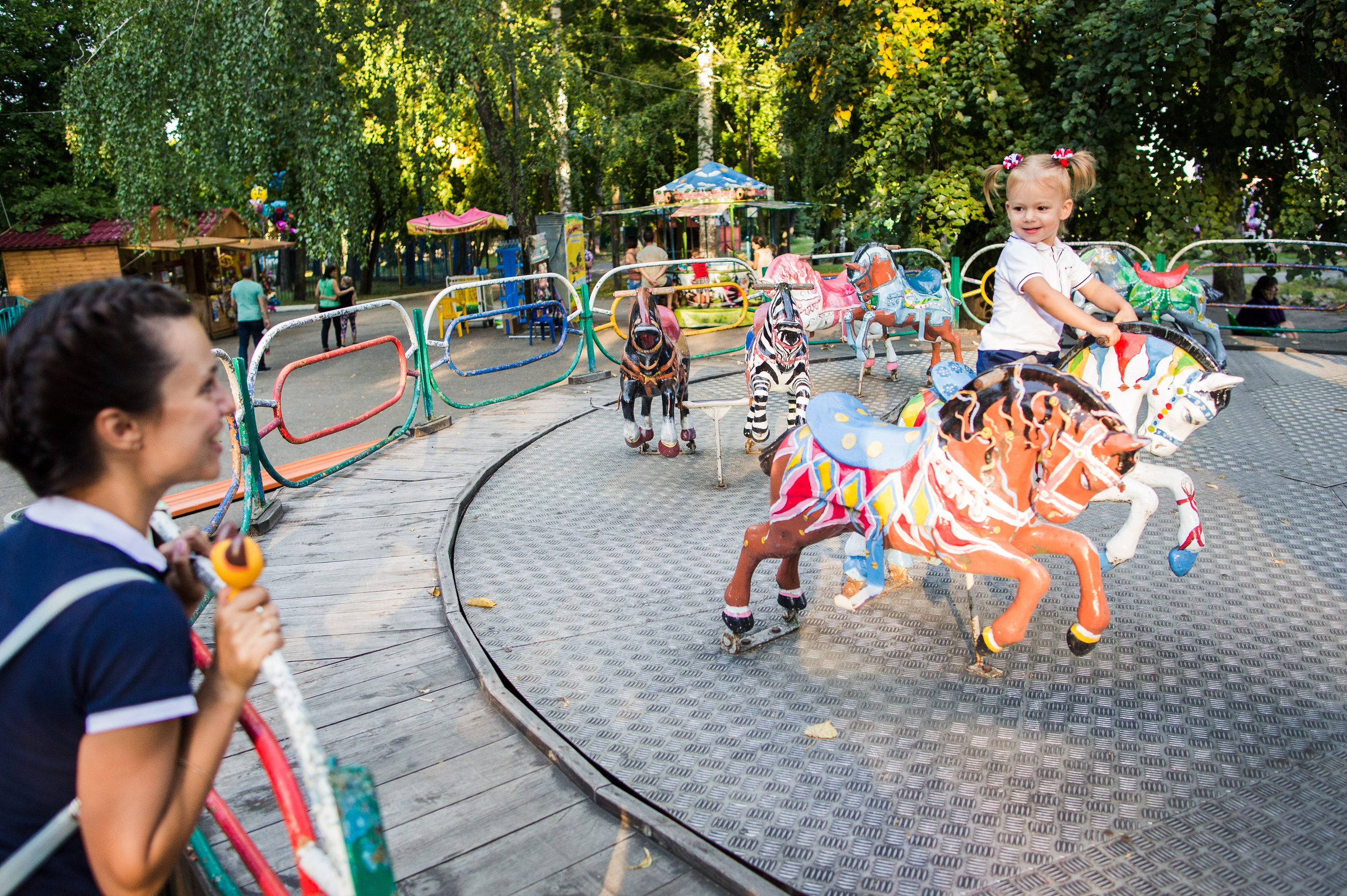 Прогулка в парке. Репортажный, семейный и детский фотограф в Пензе и Заречном Арина Ермилова. Картины барельеф на заказ