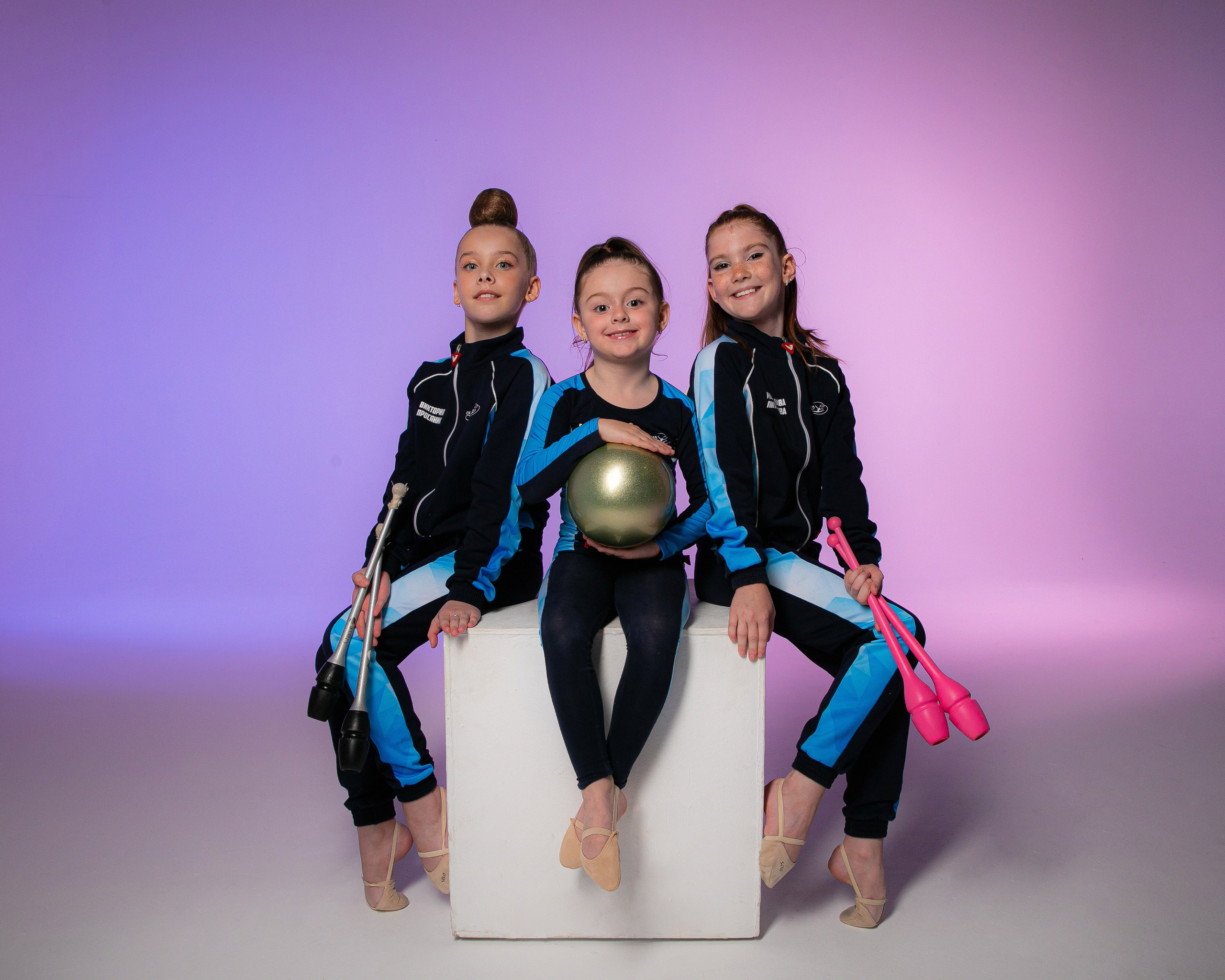 На ярком фоне. Семейный фотограф в Москве