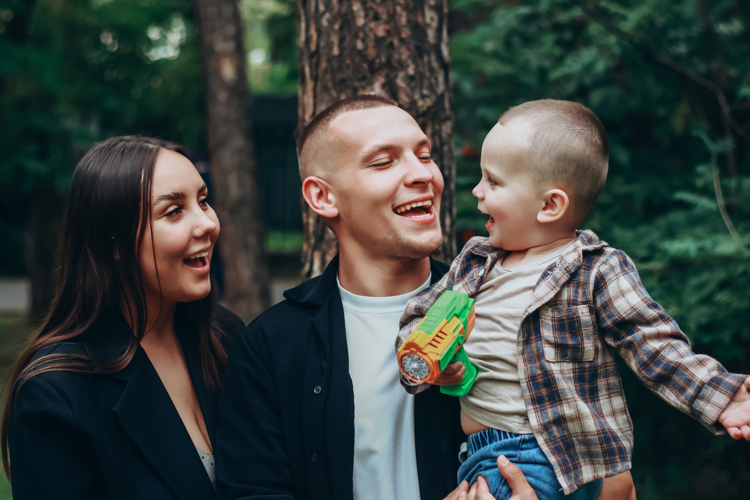 Семейная фотосессия в летнем парке, Екатеринбург. Фотограф в Екатеринбурге Пойгина Елена