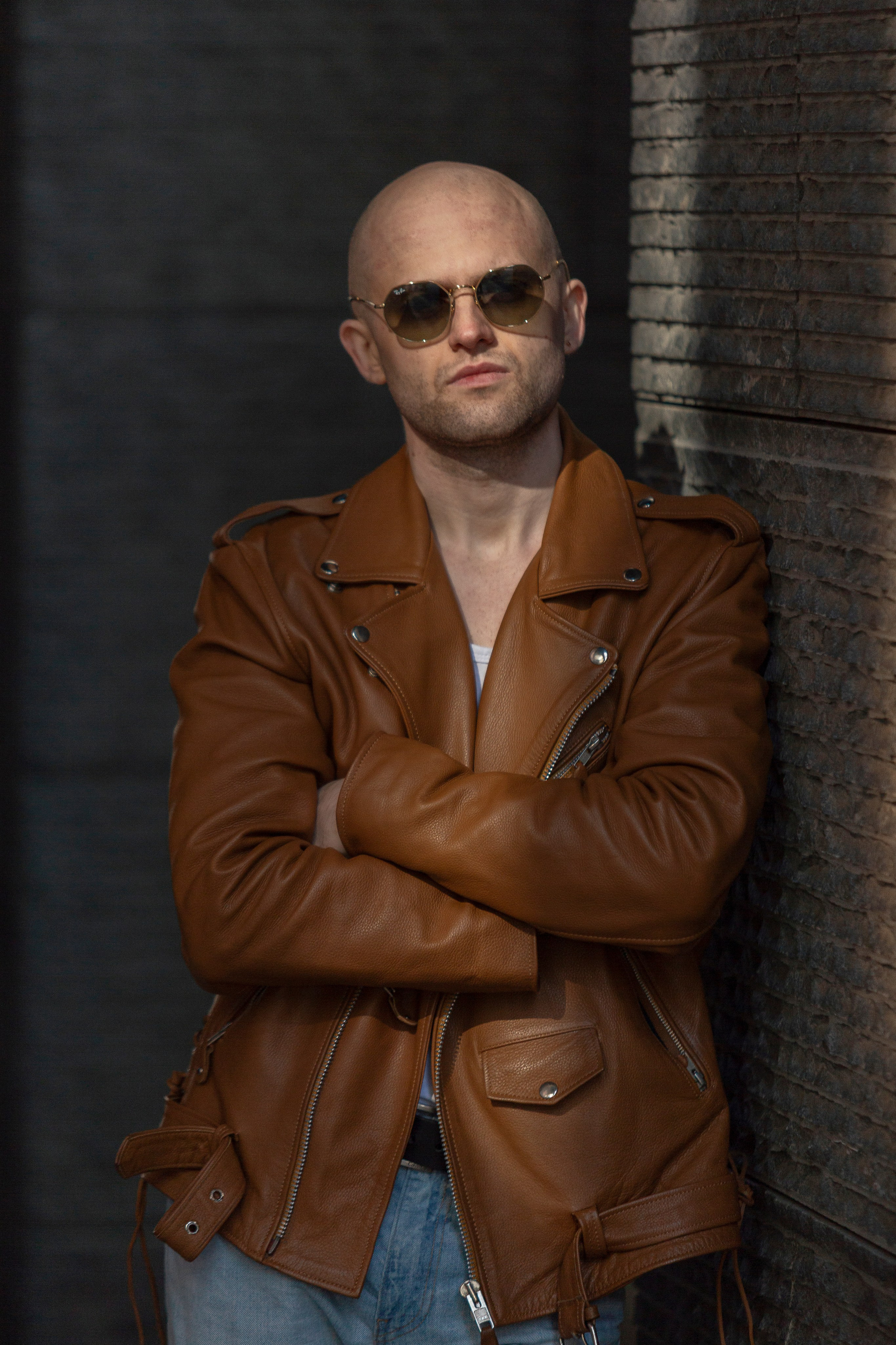 Савелий|Saveliy. «Фотоархитектоника» — стрит фэшн, стрит стайл и атмосфера города в одном кадре