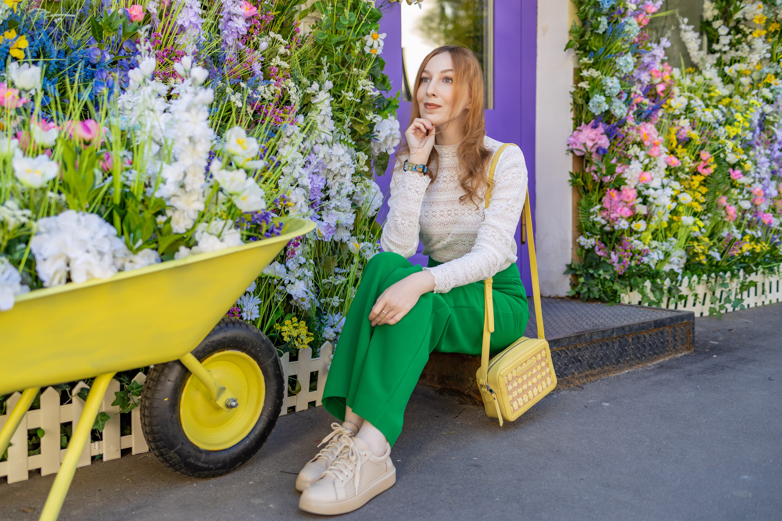 Весенняя прогулка с Еленой по Патриаршим. Репортажный, семейный и студийный фотограф в Москве Демин Алексей