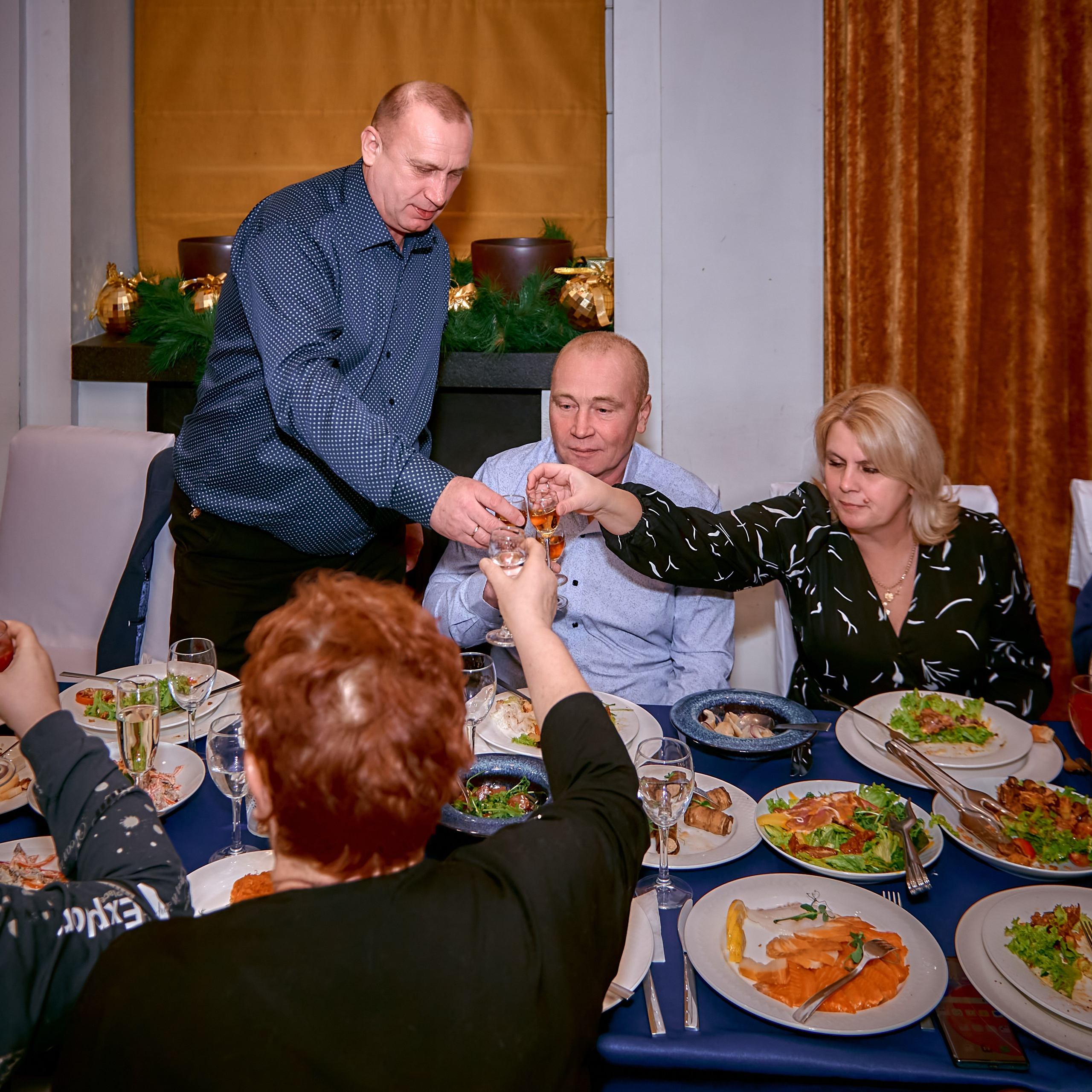 Юбилей в г. Пушкин, Певческая башня. Свадебный фотограф, видеограф, рилсмейкер в Санкт-Петербурге и Москве