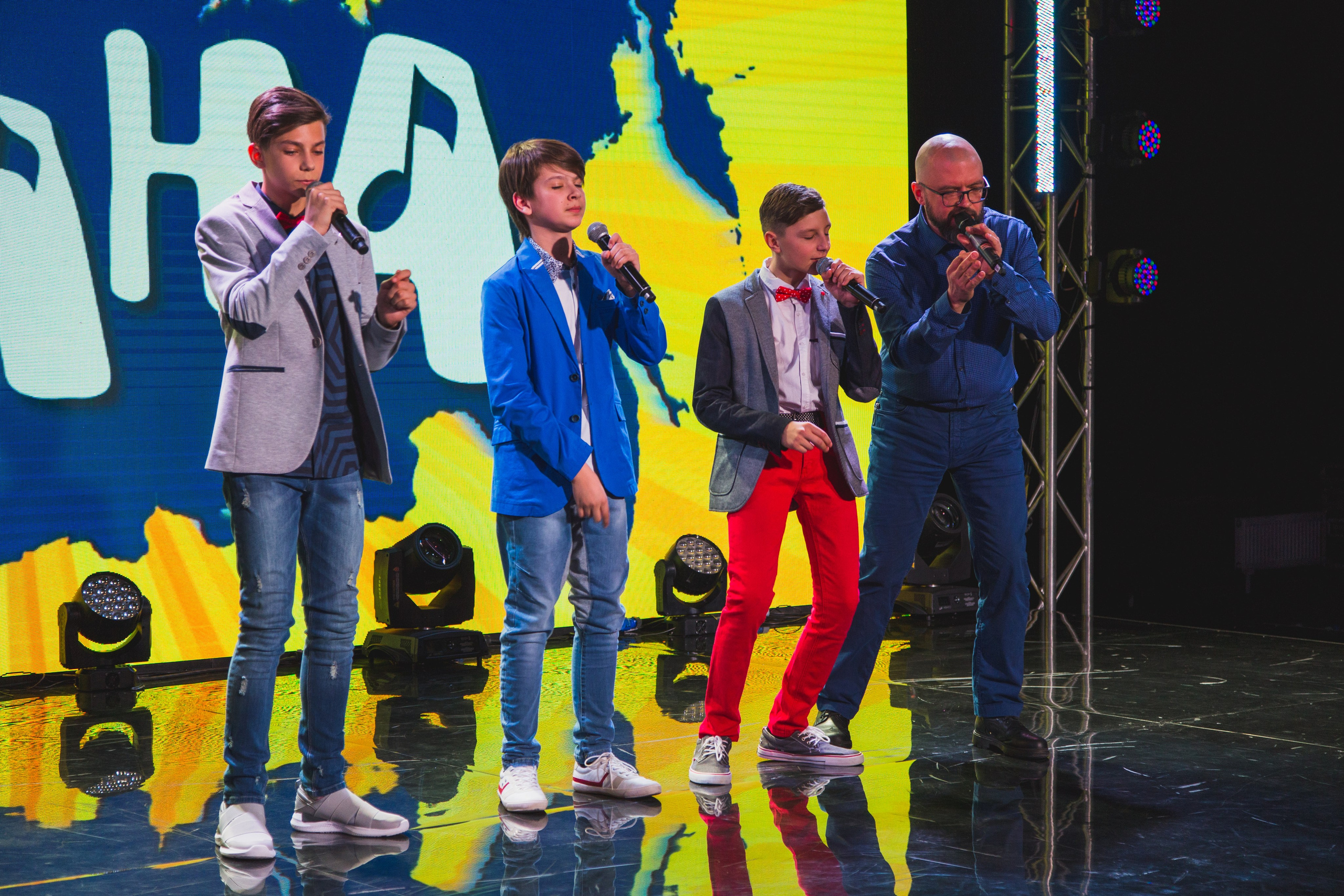 О2ТВ группа СТРАНА. Видеооператор/Фотограф Николай Завьялов